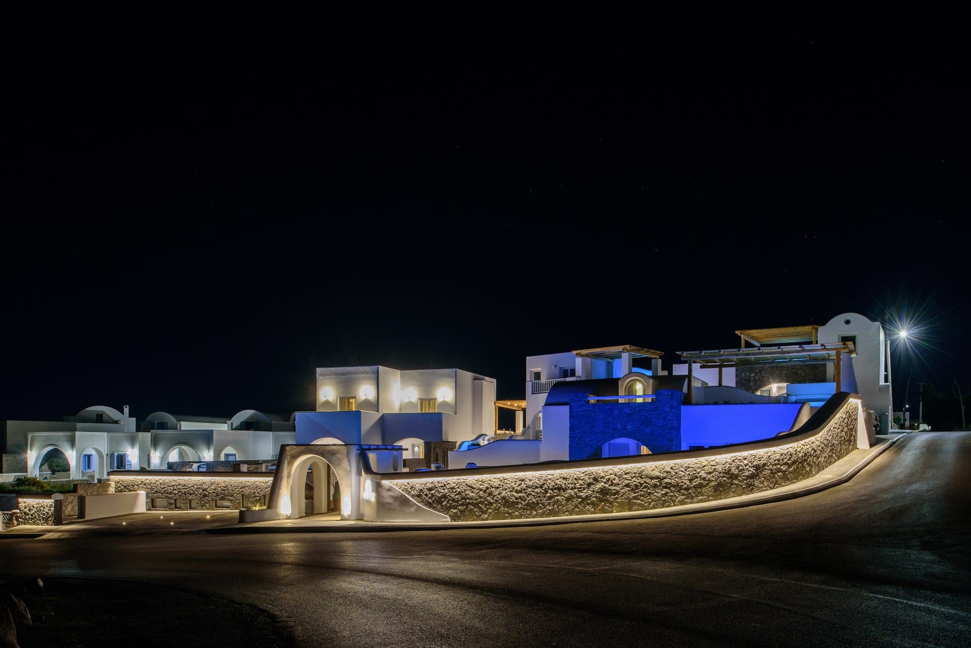 properties-ACROBLUE-0.jpg