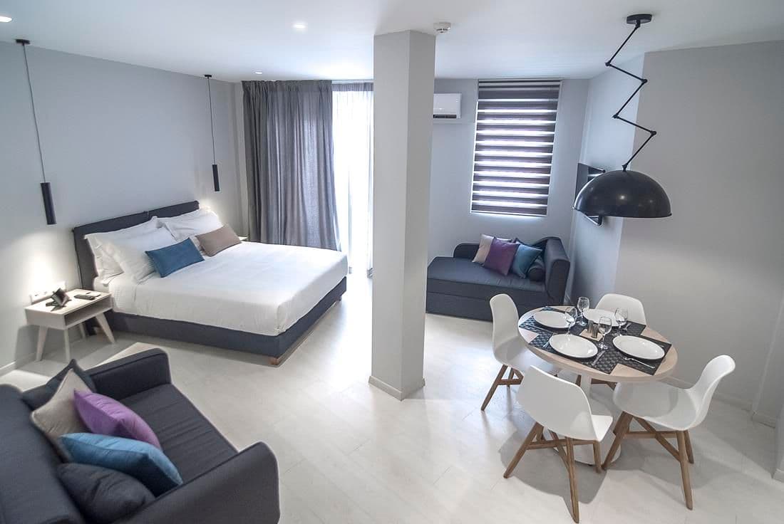 properties-ACROPSTAY-3.jpg
