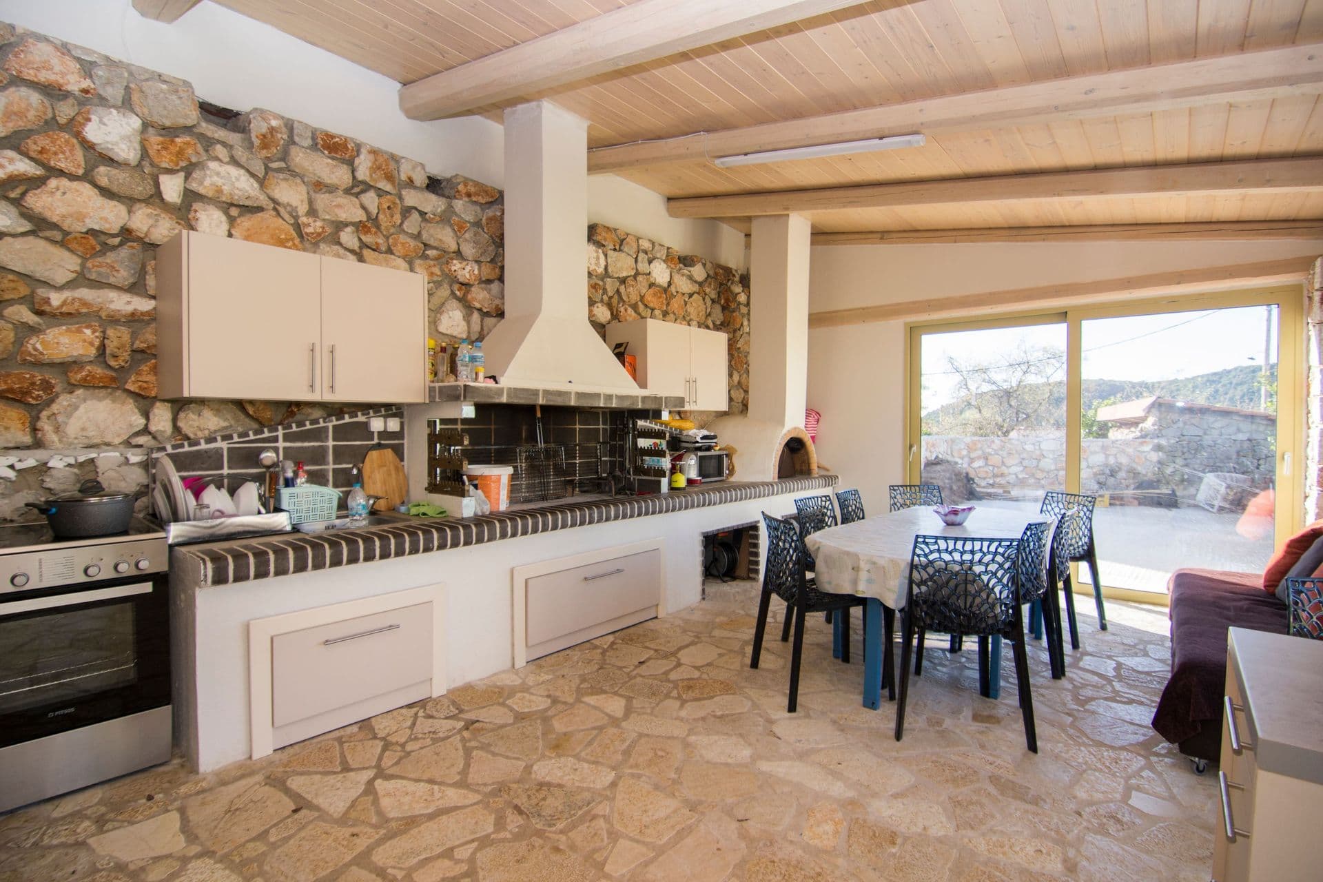 properties-ACROTHEA-4.jpg
