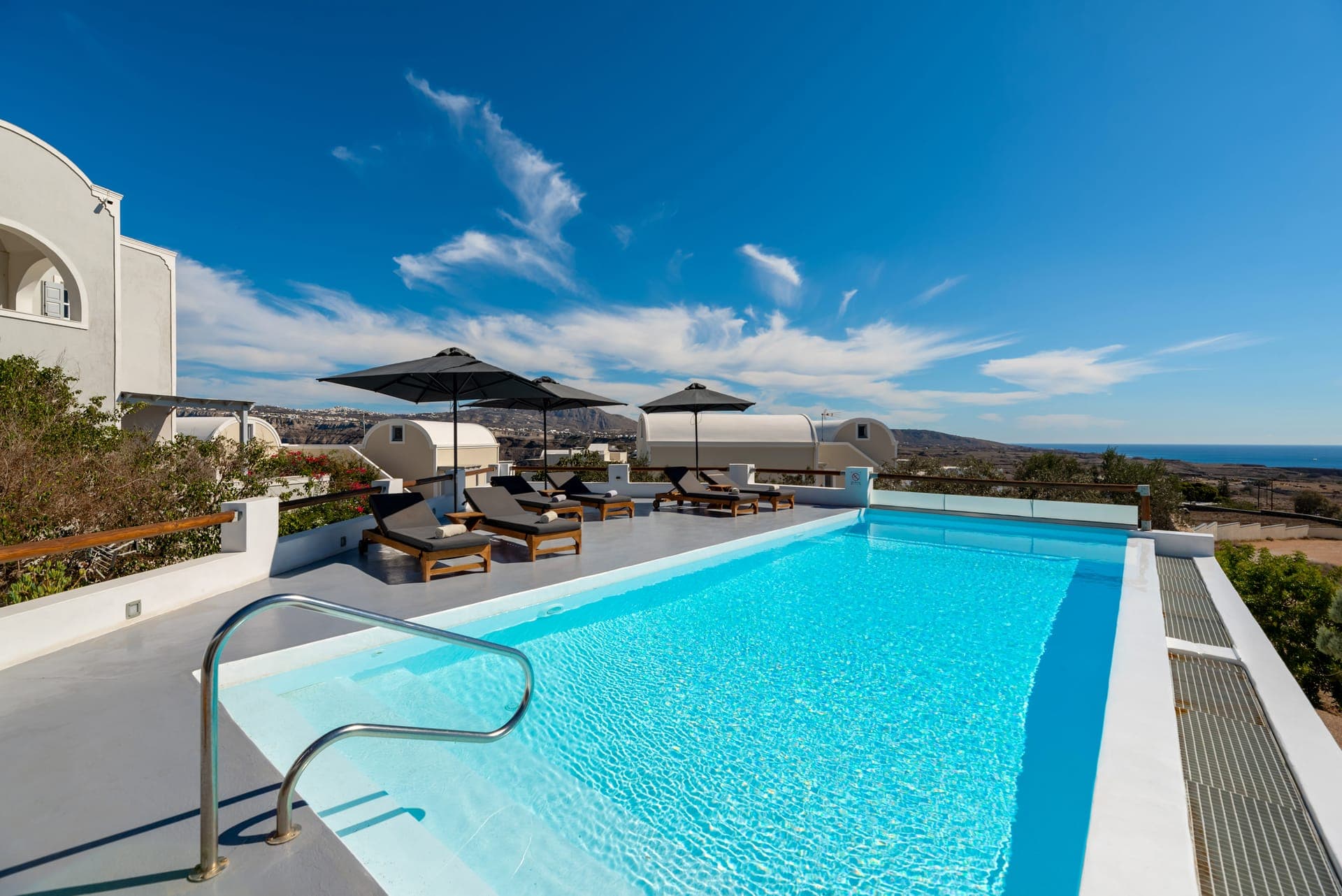 properties-ACROTHEAS-0.jpg
