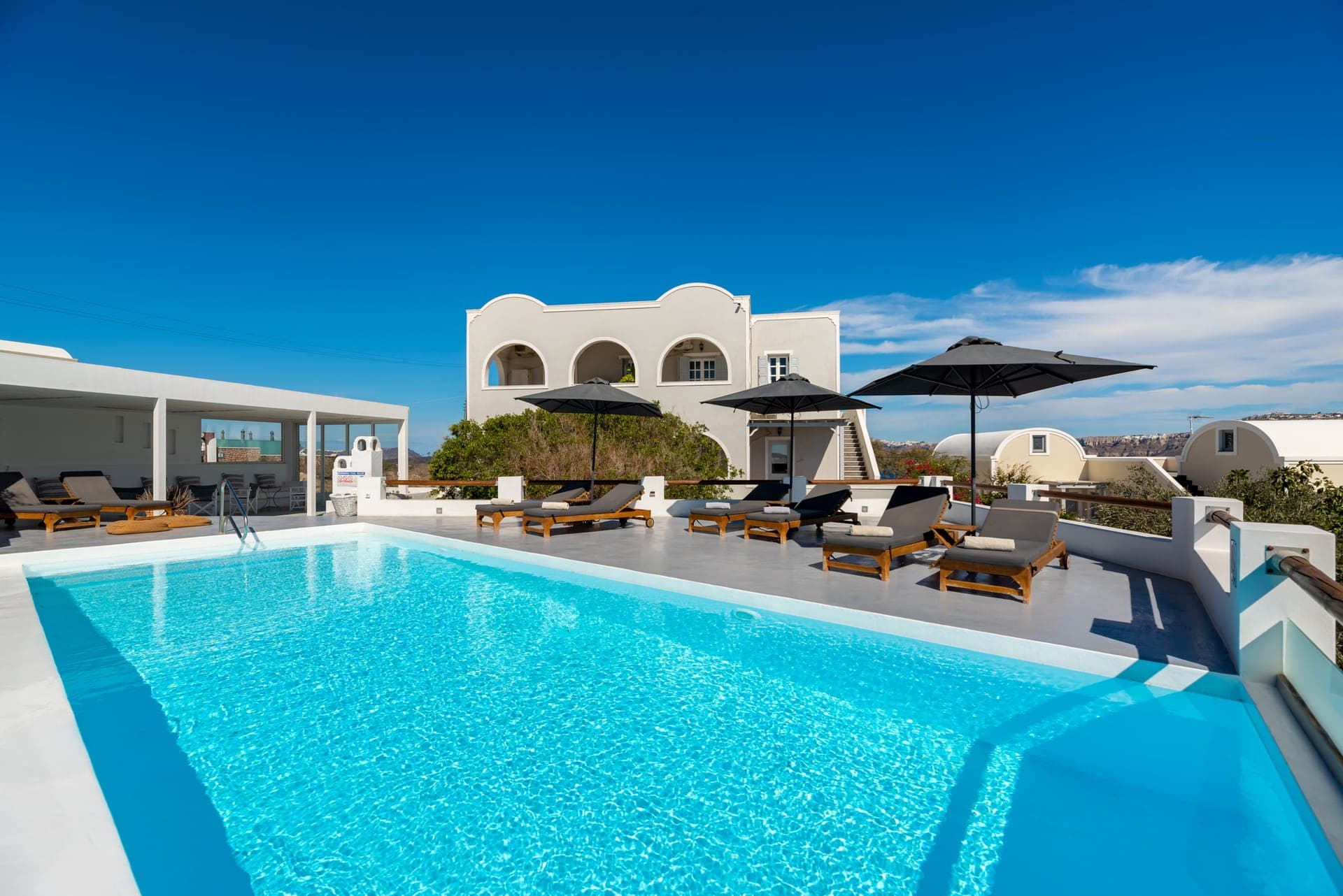 properties-ACROTHEAS-3.jpg