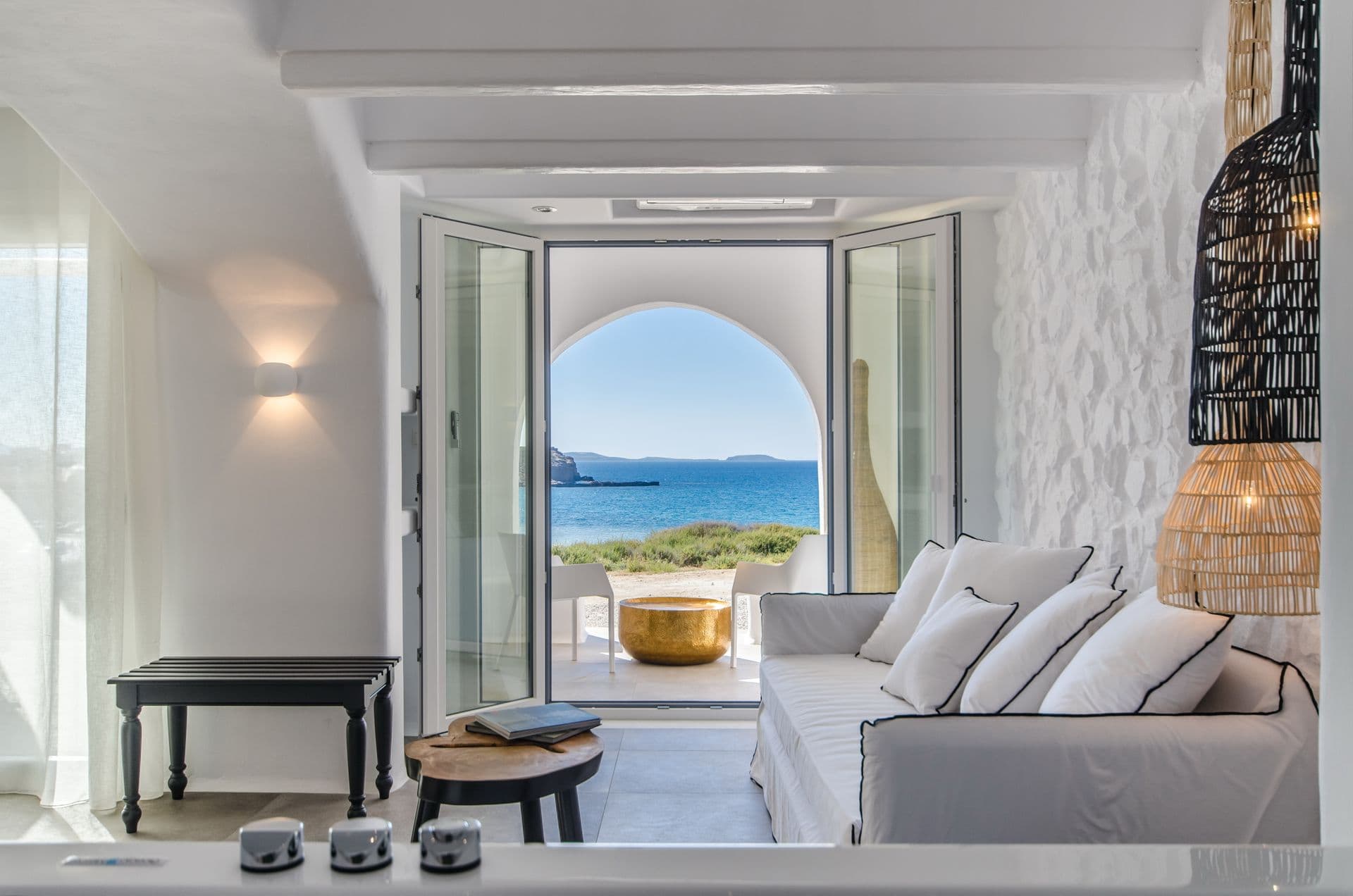 properties-ADRIANIS-0.jpg
