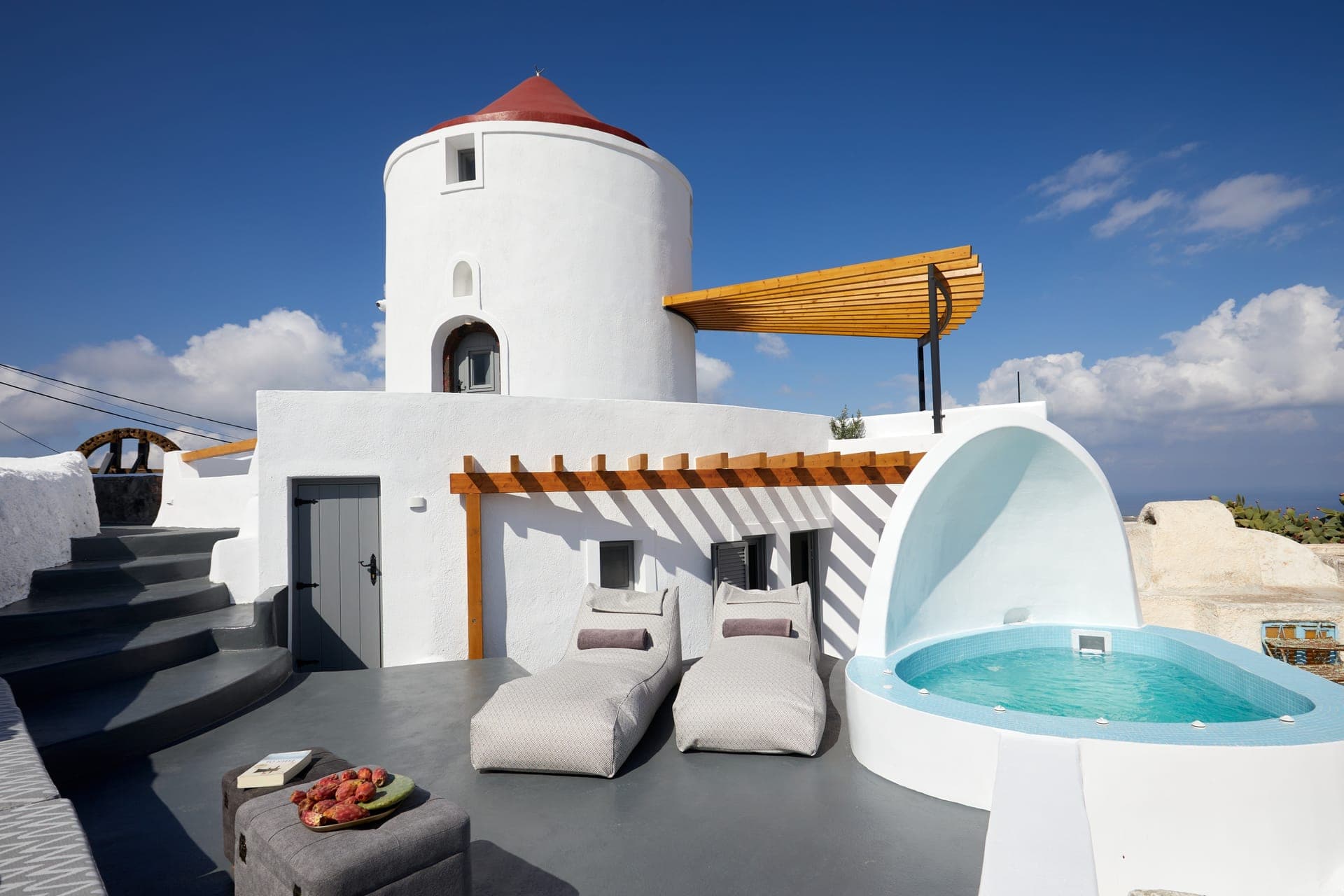 properties-AECONSUITE-1.jpg