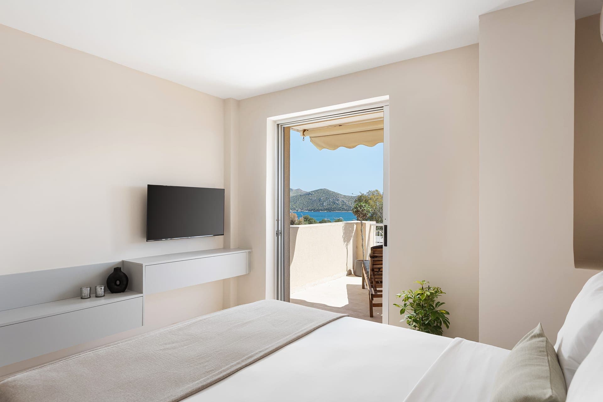 properties-AEGESSENVL-4.jpg