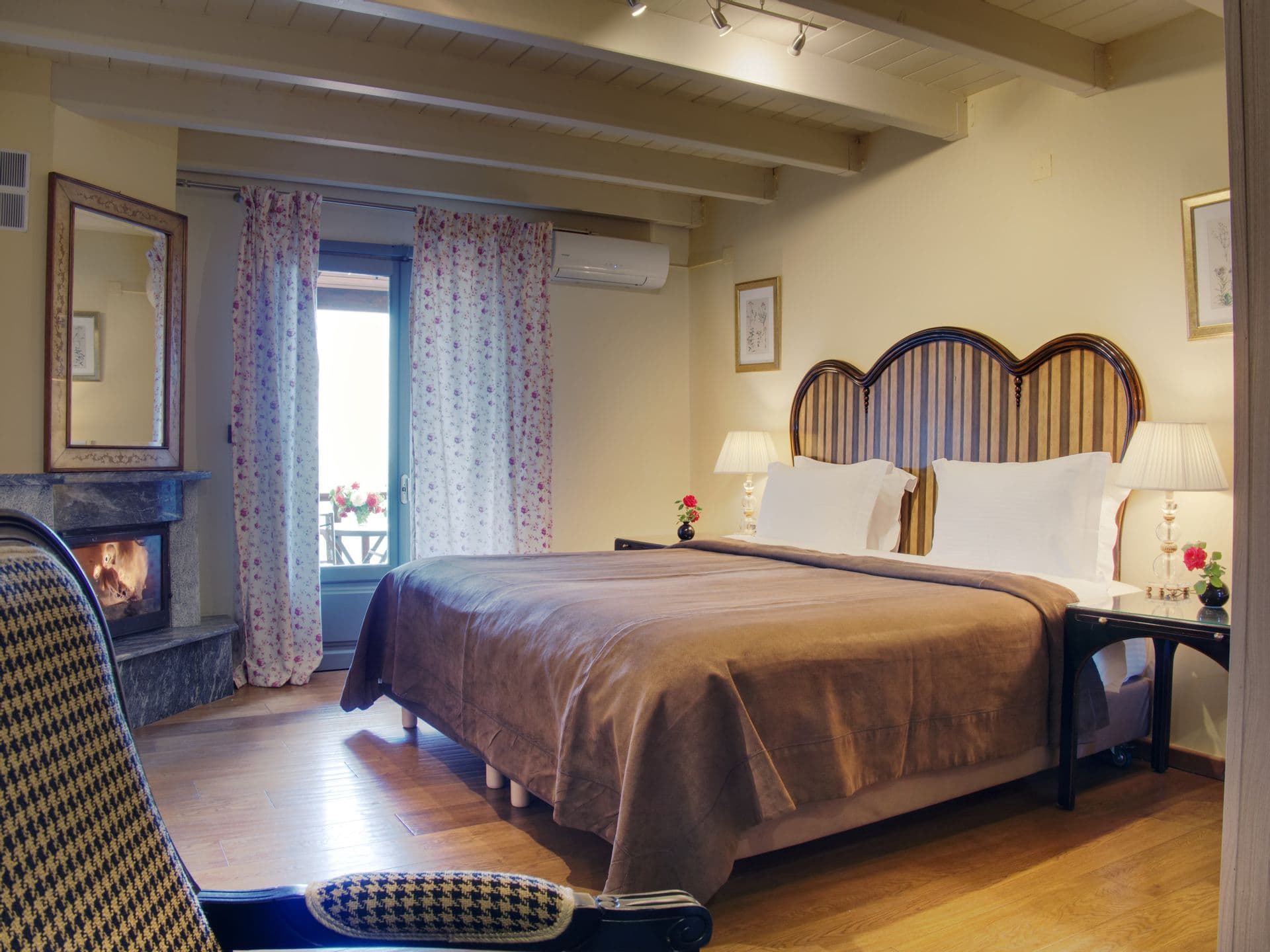 properties-AEGLI-0.jpg