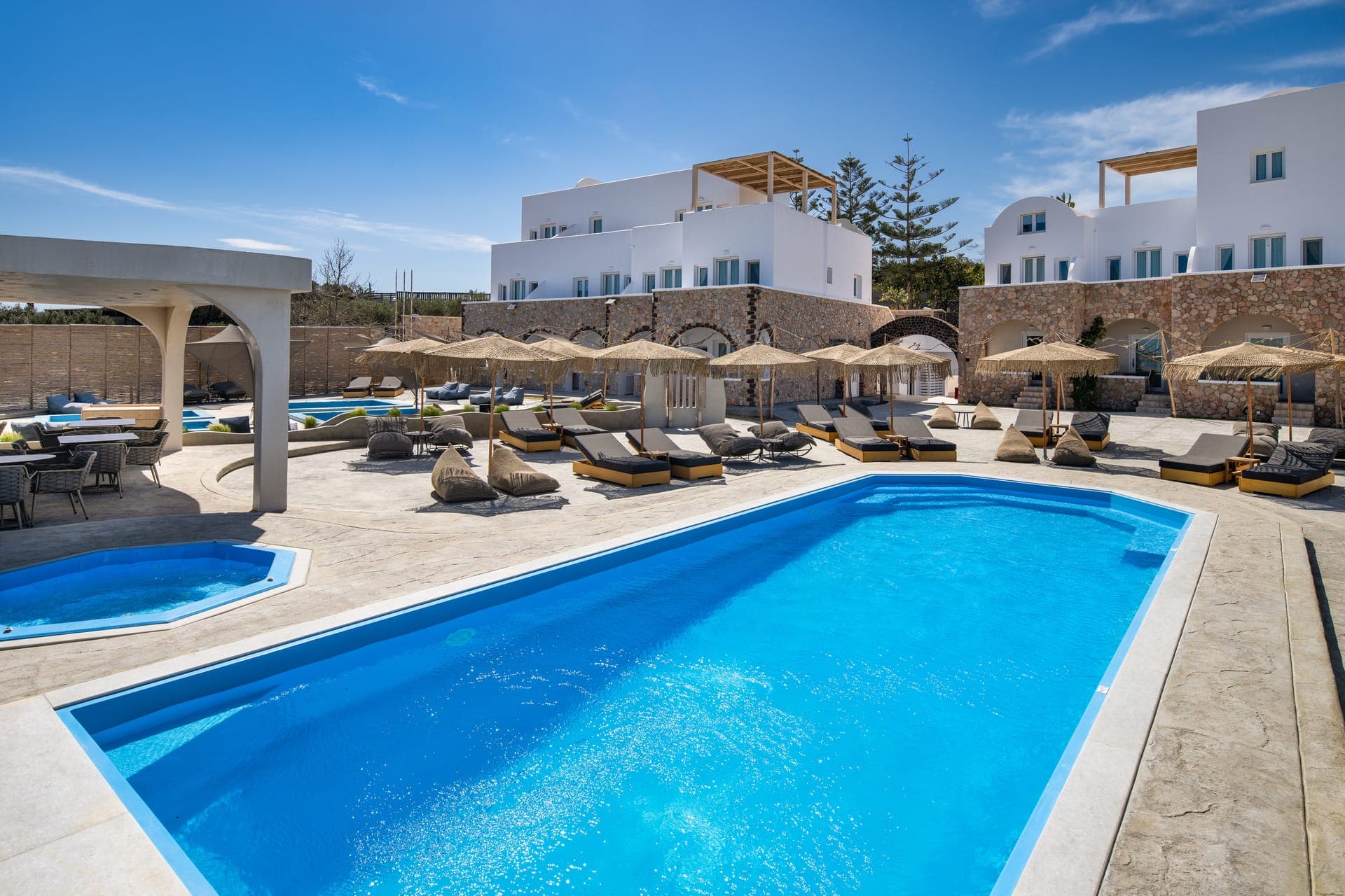 properties-AELIALUX-2.jpg