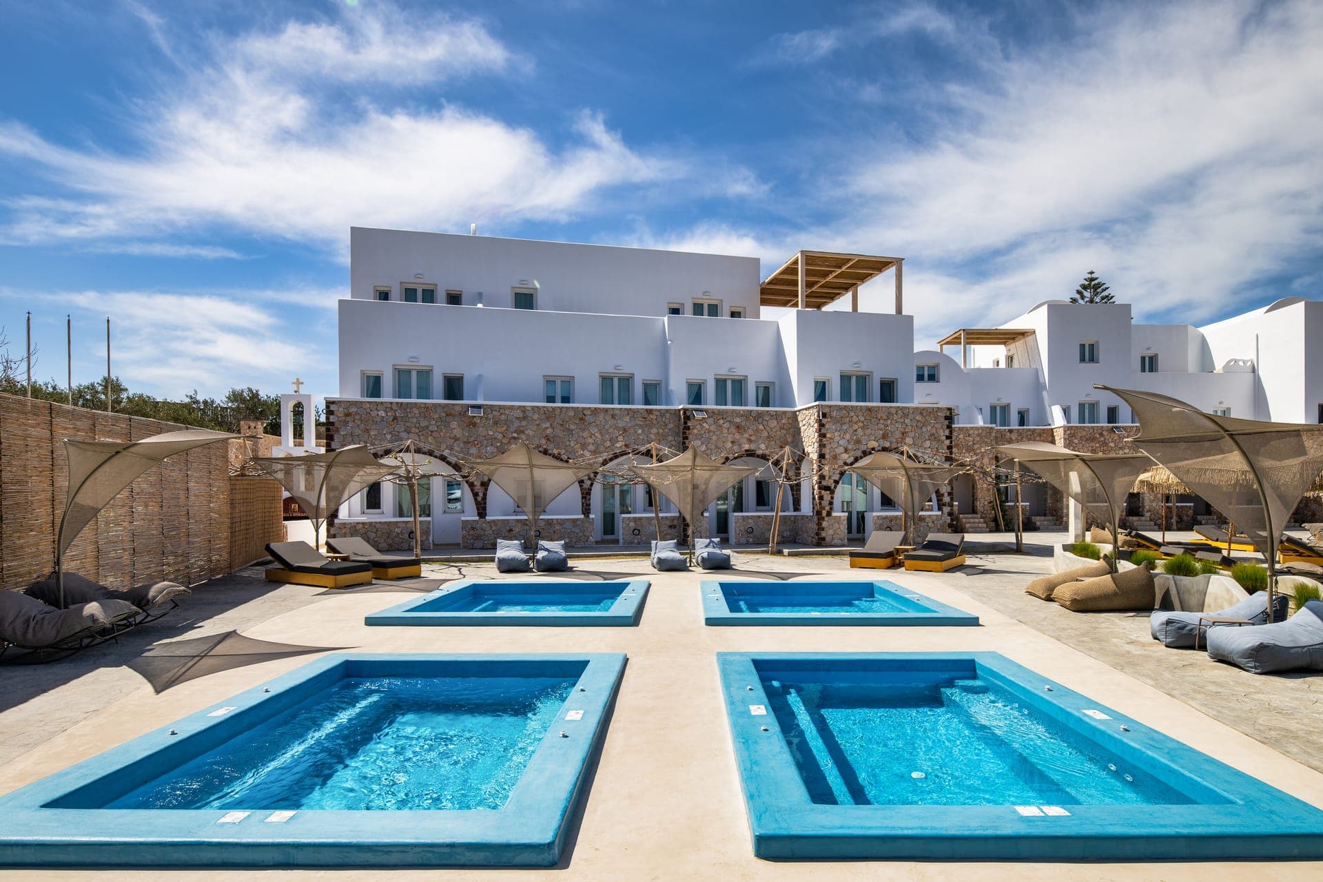properties-AELIALUX-4.jpg