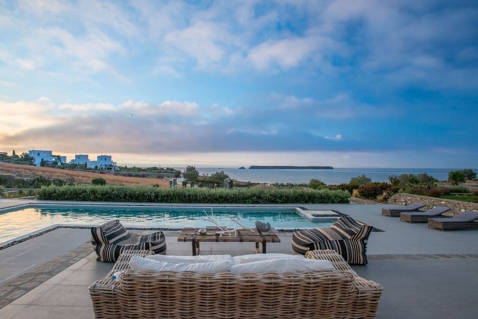 properties-AELIAPAROS-1.jpg