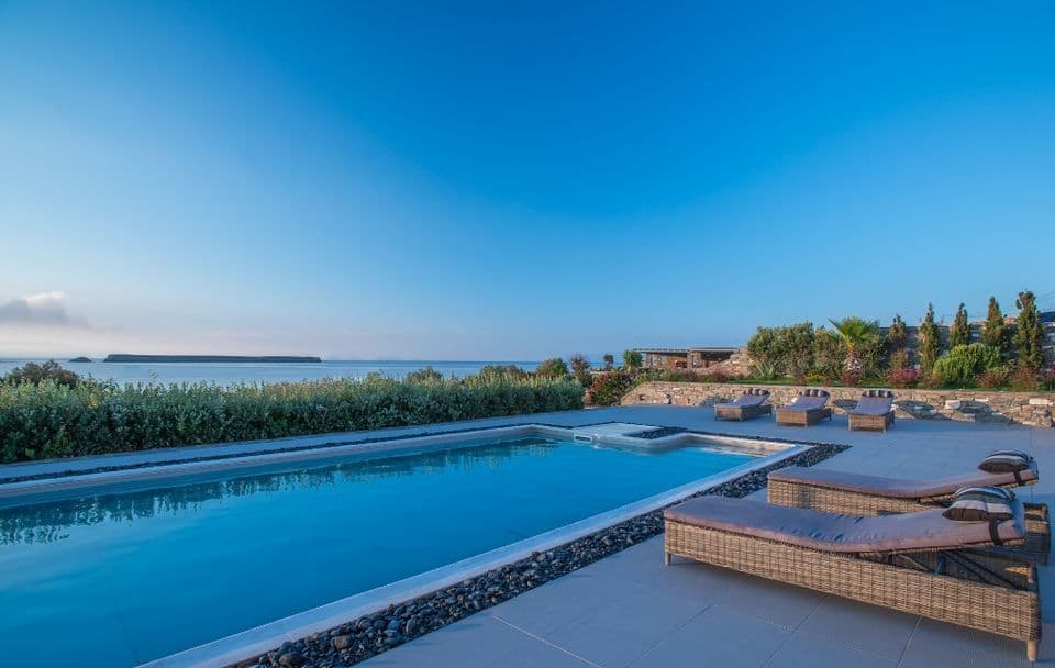 properties-AELIAPAROS-2.jpg