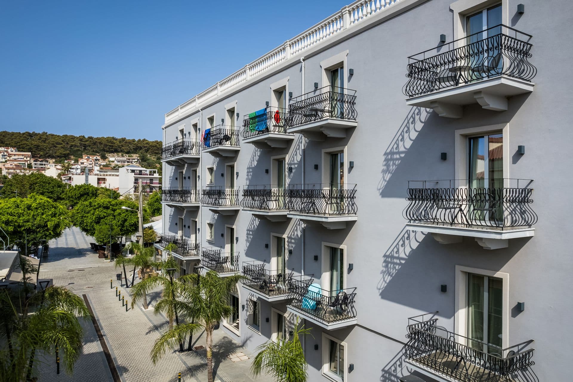 properties-AENOS-3.jpg