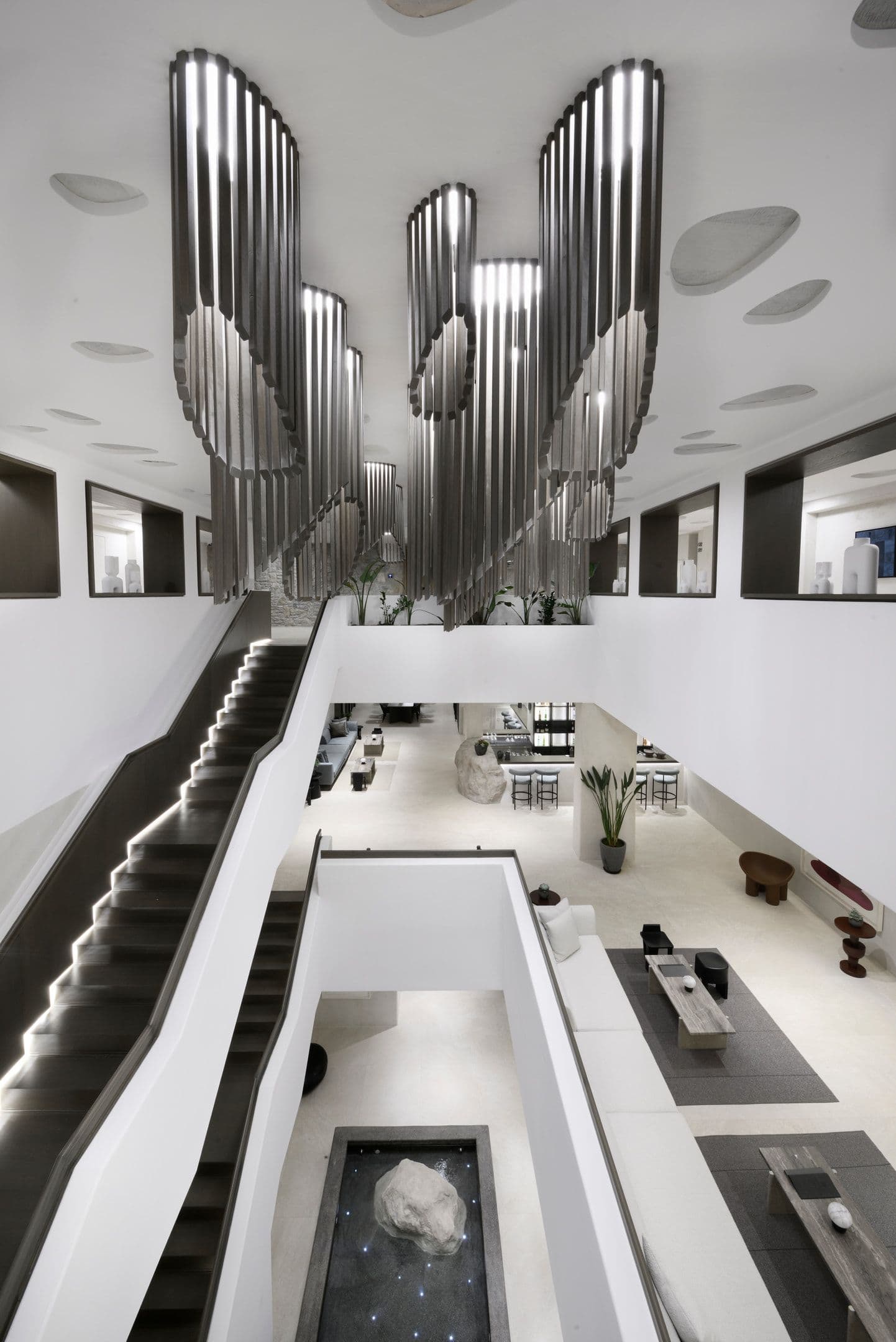 properties-AEONICSUI-3.jpg