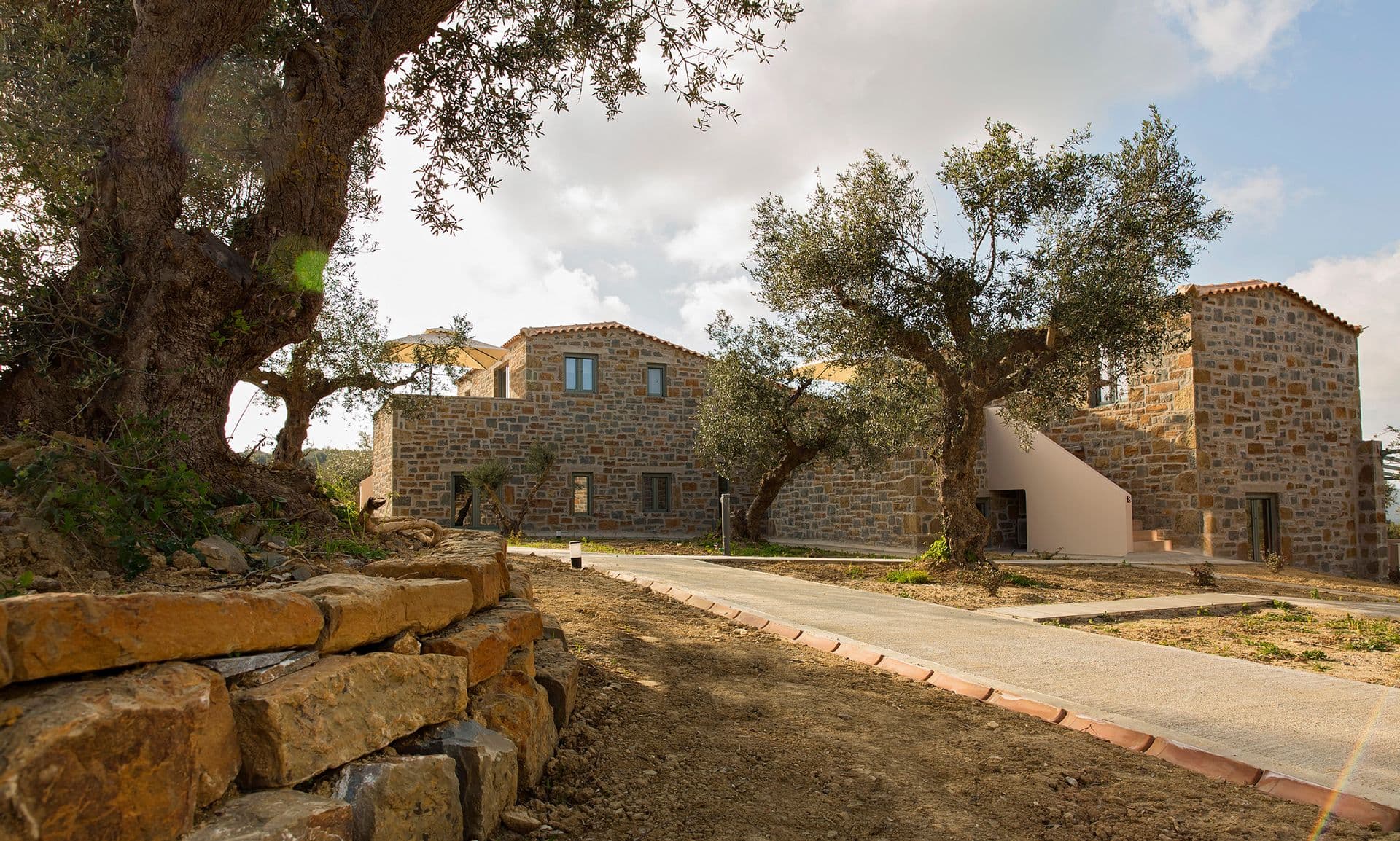 properties-AFENTIKO-3.jpg