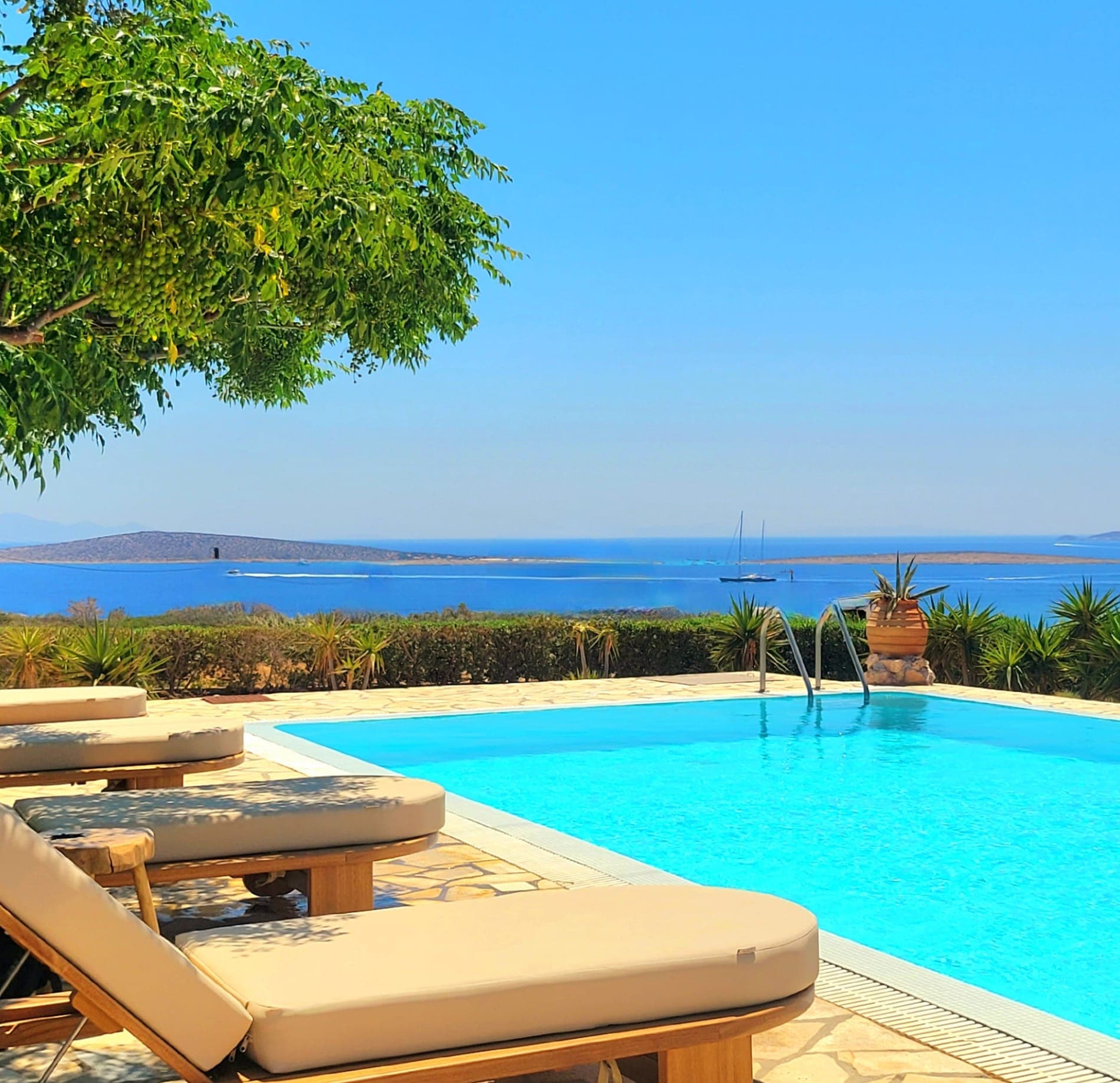 properties-AFRODLVIL-1.jpg