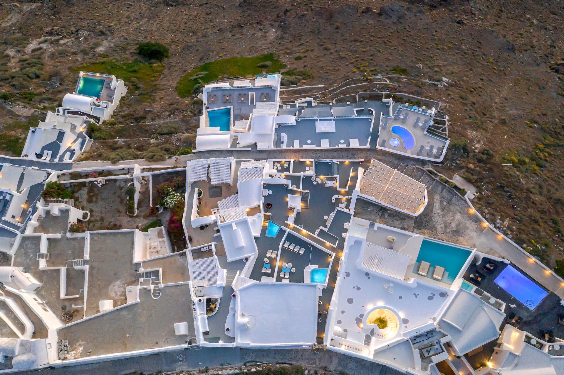 properties-AFROESSA-2.jpg