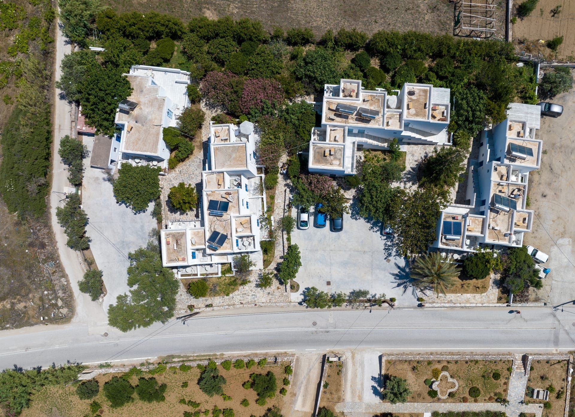 properties-AGANNAST-3.jpg