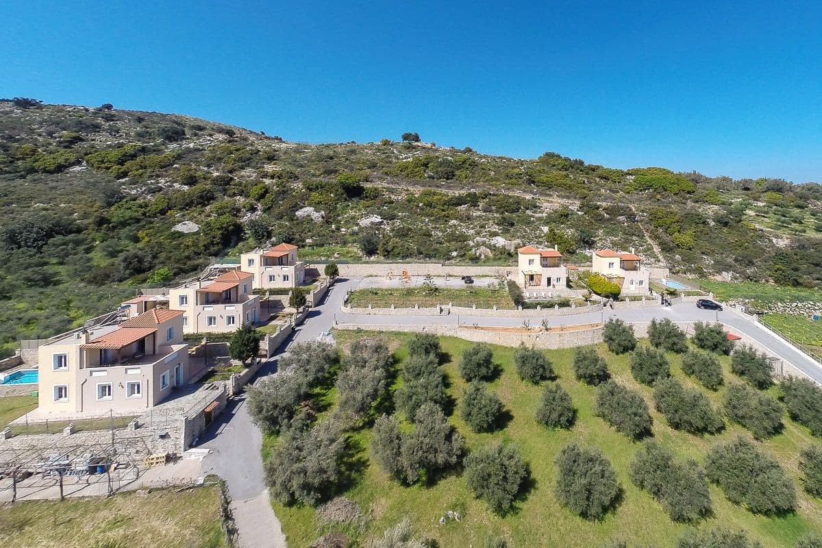 properties-AGANTONIOS-1.jpg