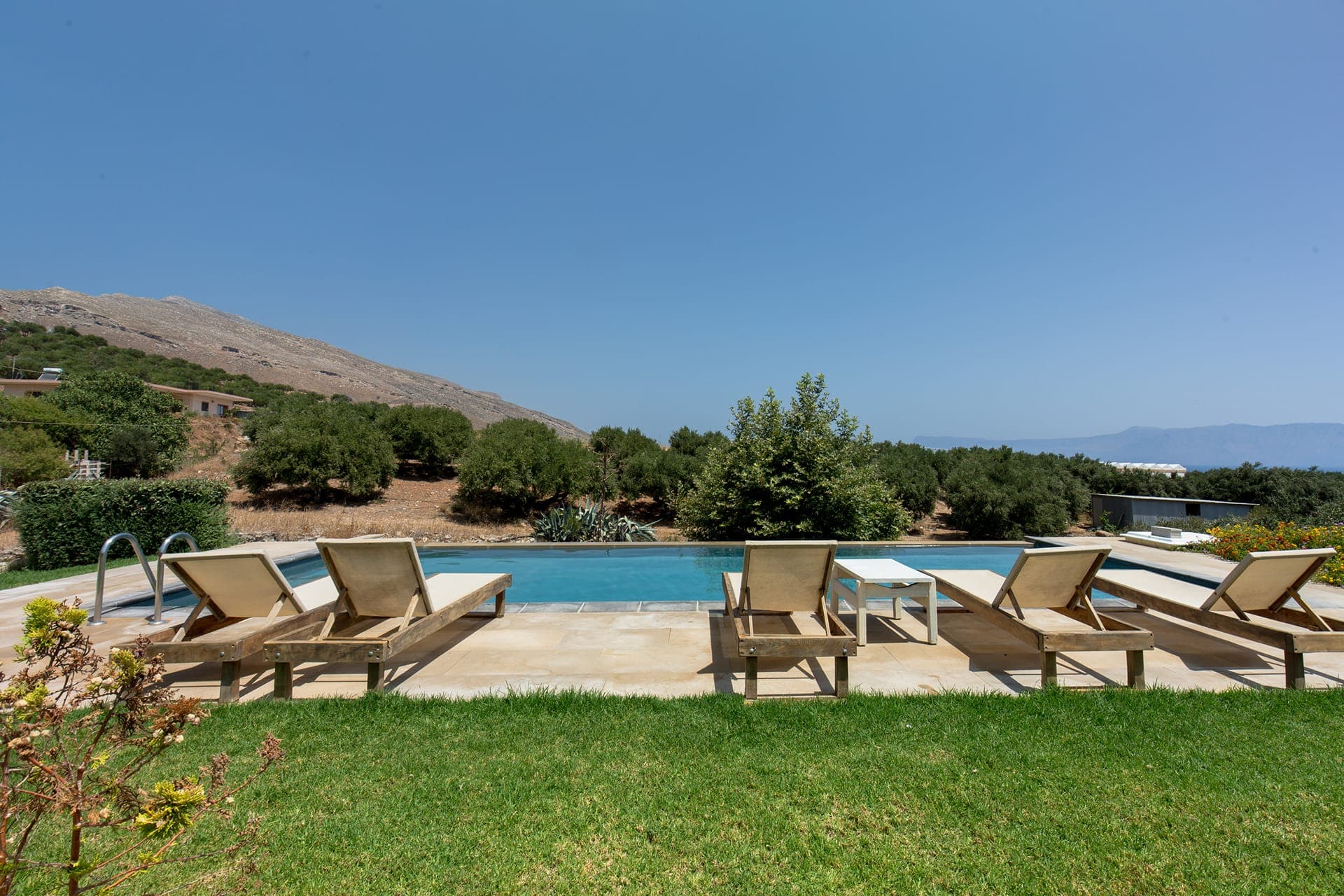 properties-AGARATHOS-2.jpg