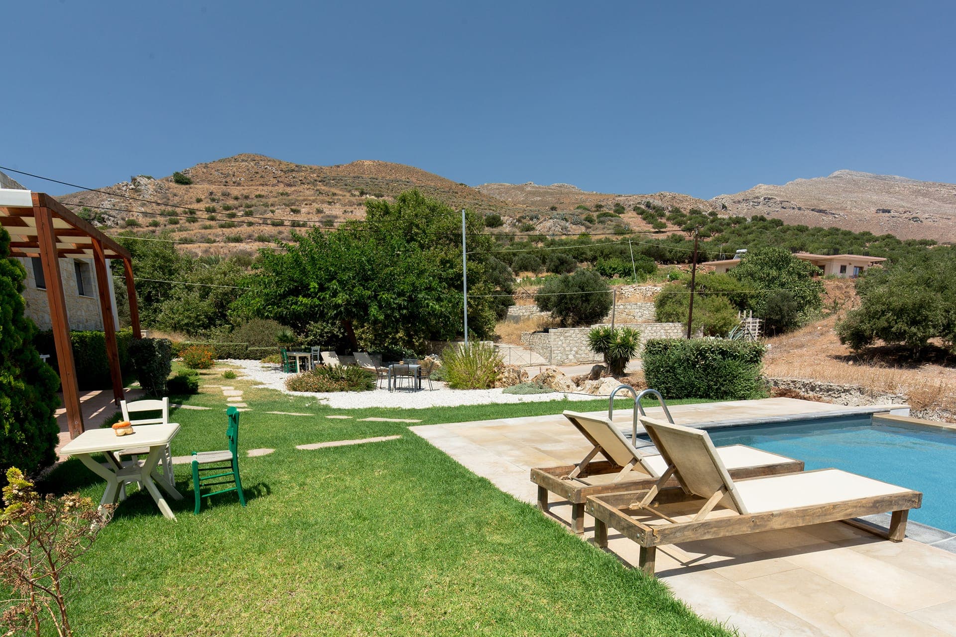 properties-AGARATHOS-4.jpg