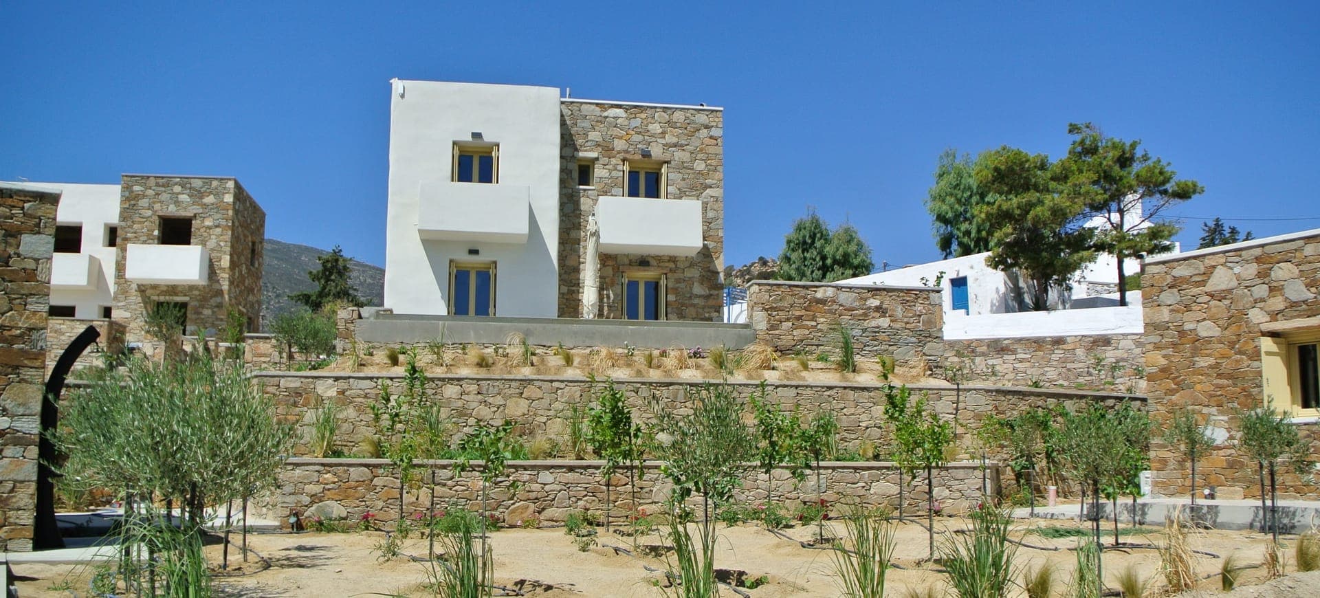 properties-AGIANNIREM-2.jpg