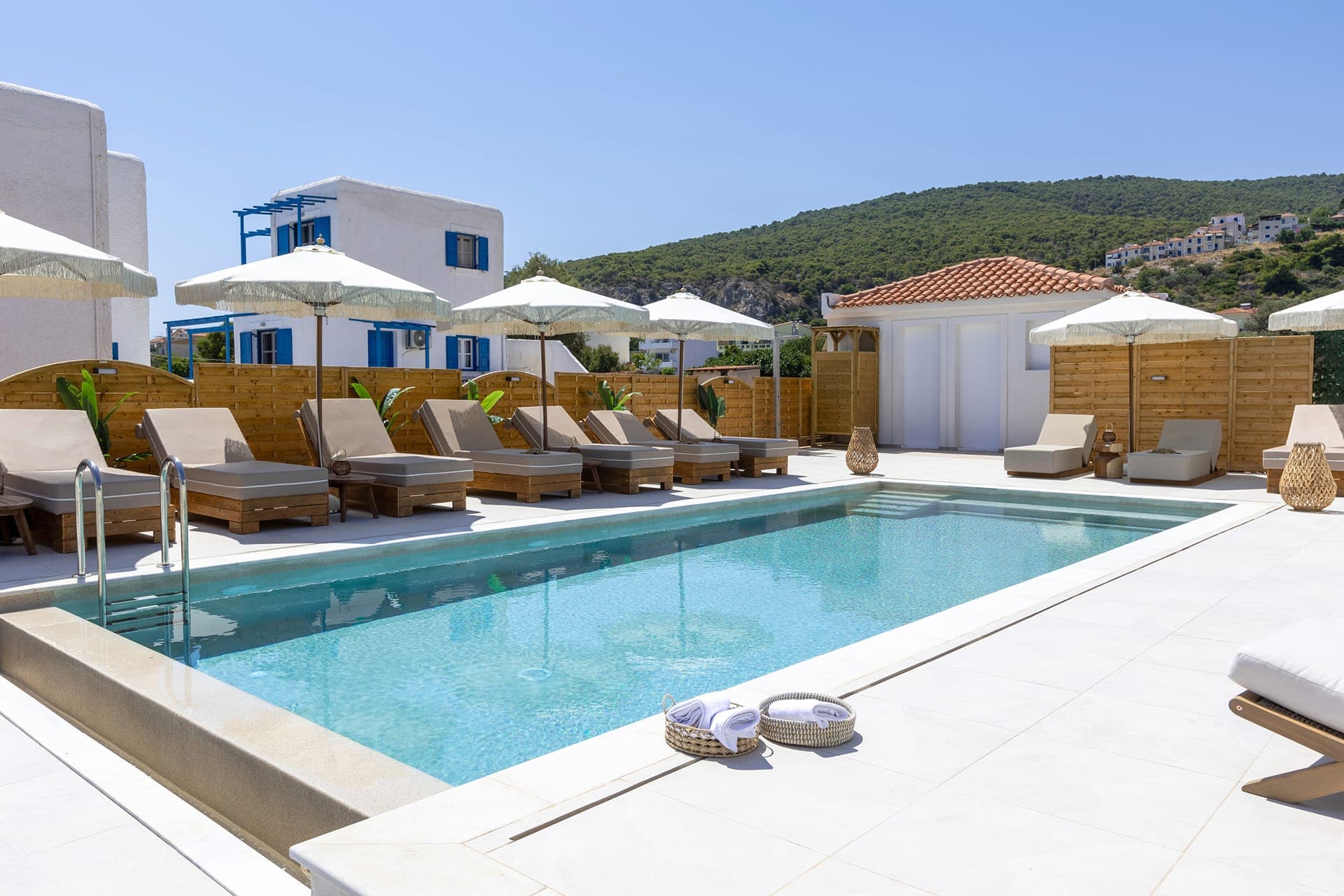 properties-AGISTRIINN-1.jpg
