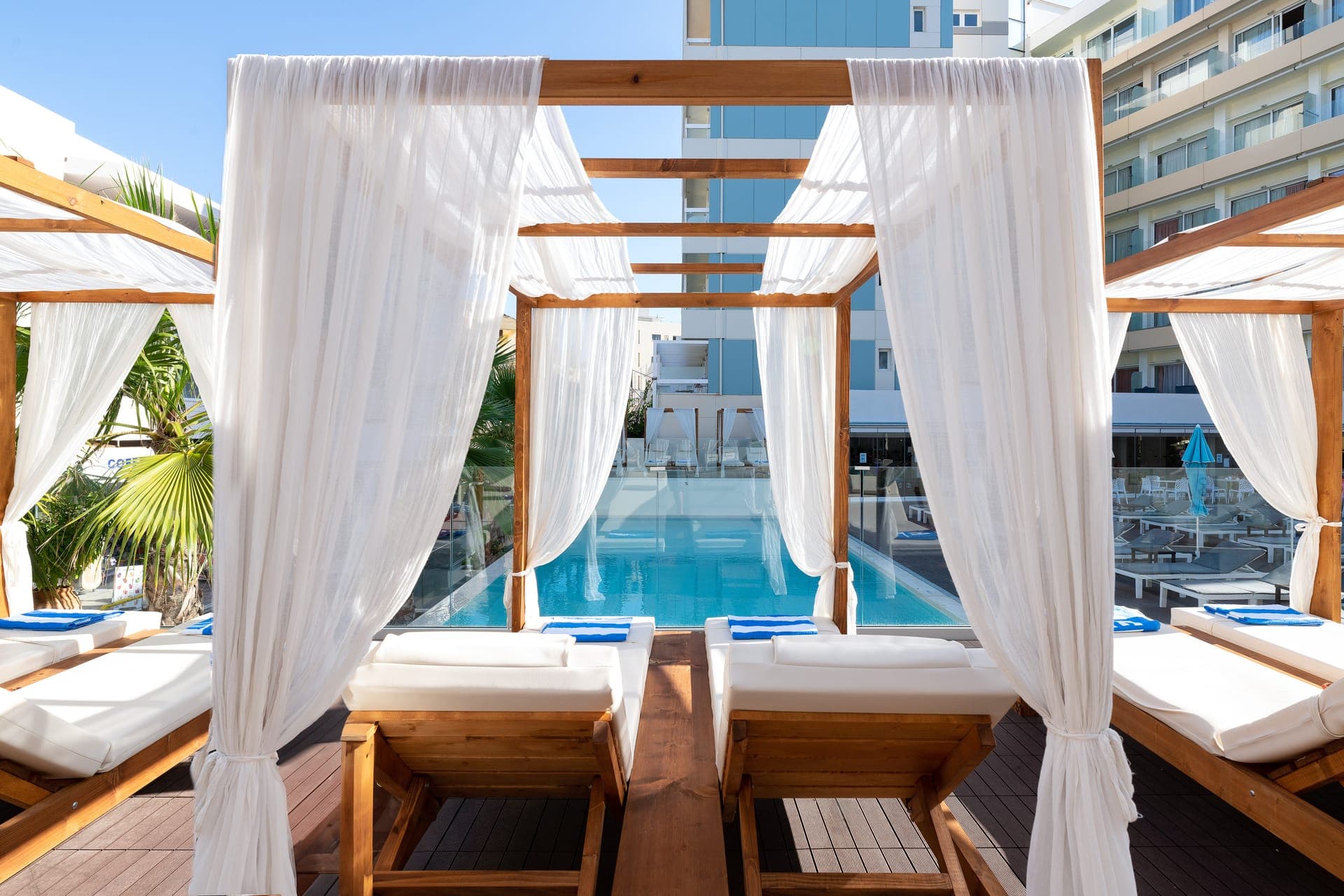 properties-AGLAHOTEL-2.jpg