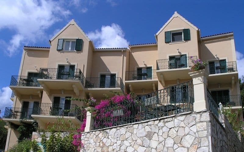 properties-AGNANTIA-0.jpg