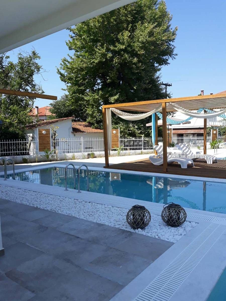 properties-AGORASTOS-2.jpg
