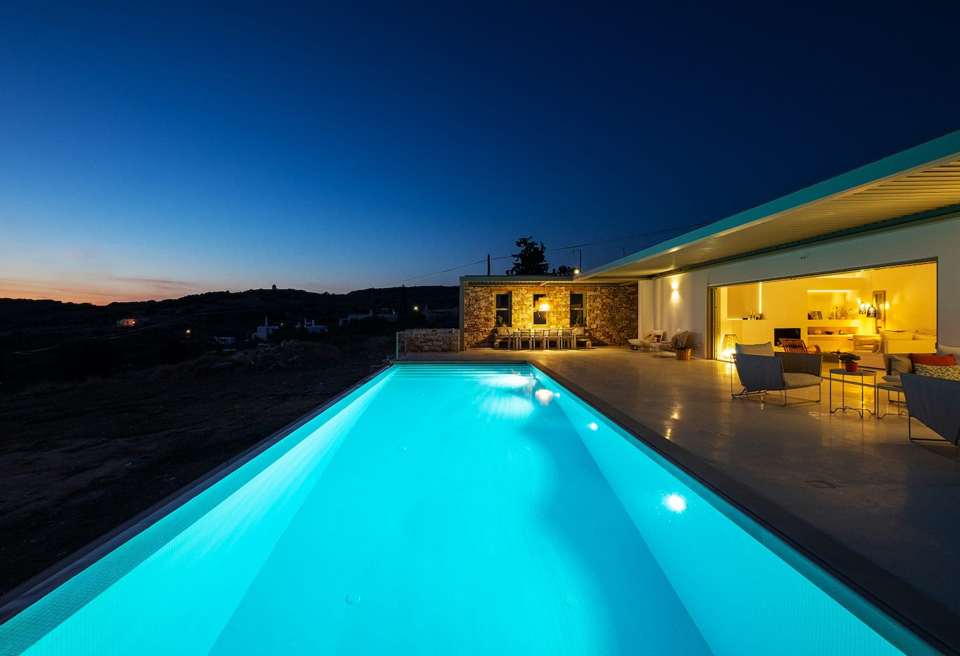 properties-AGVPAROS-0.jpg