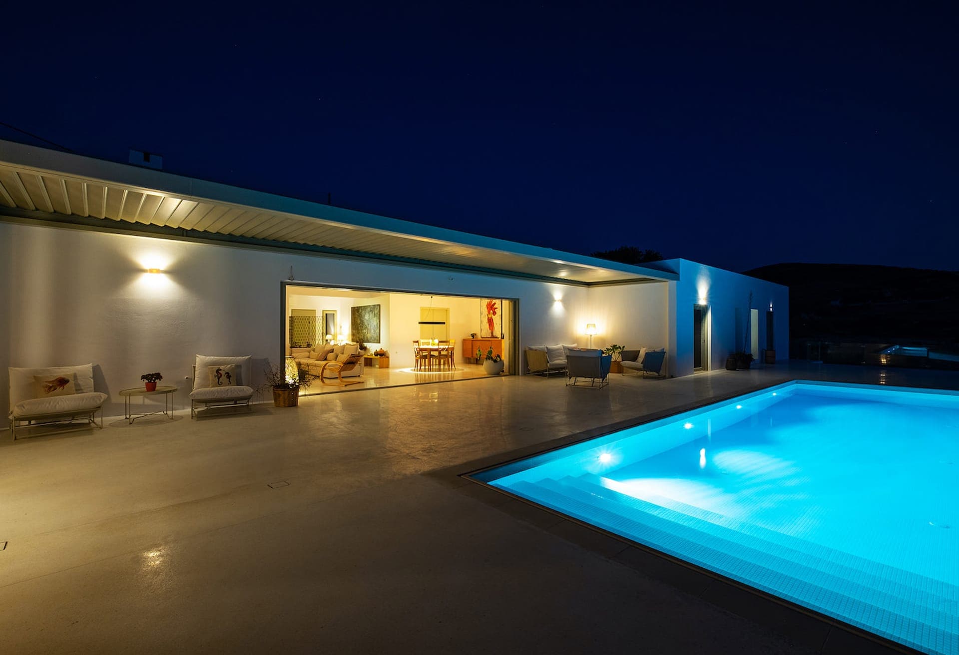 properties-AGVPAROS-4.jpg