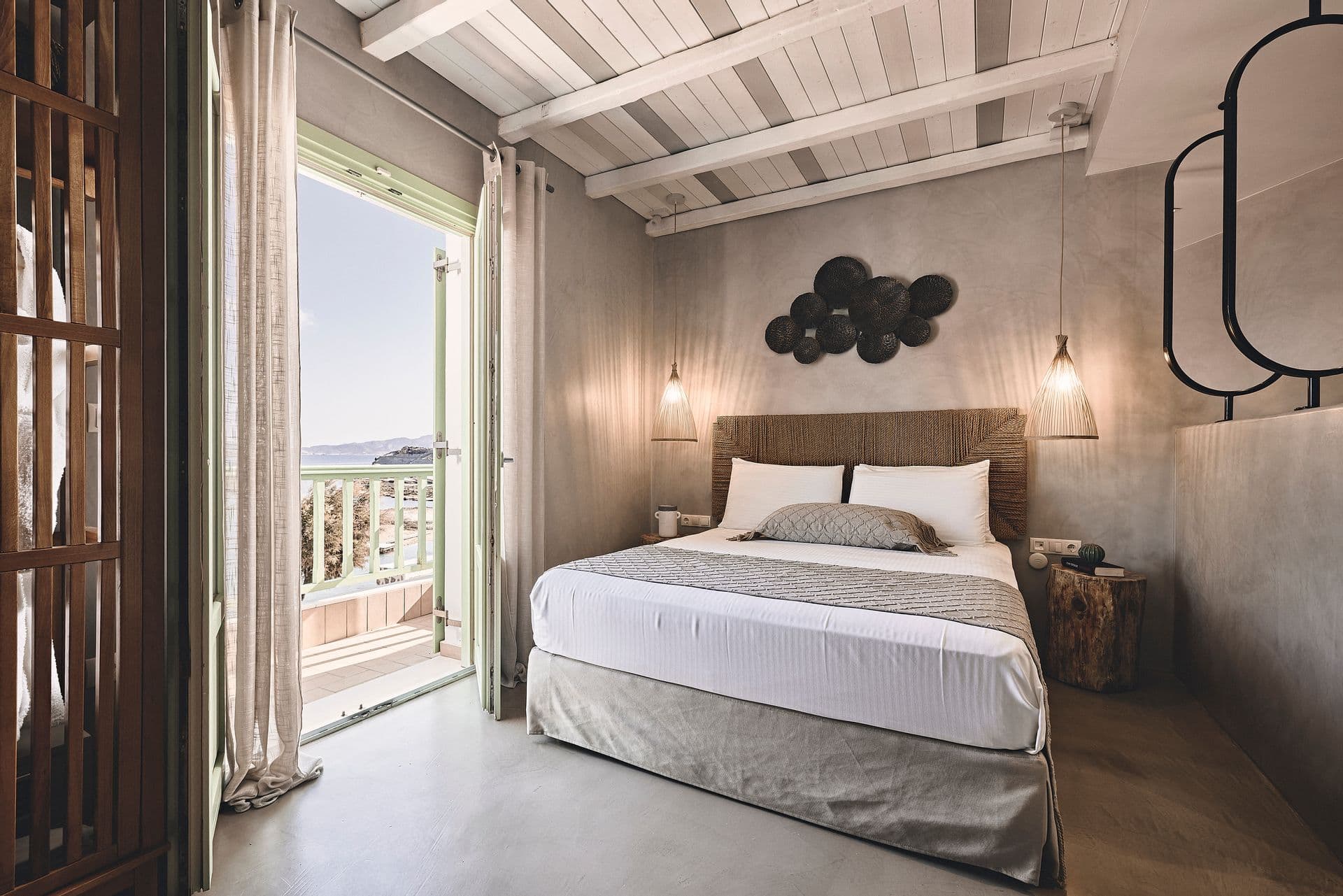 properties-AIGIALIA-0.jpg