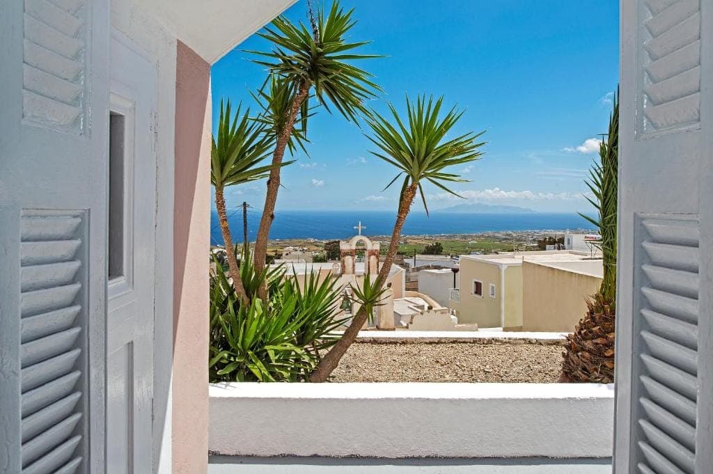 properties-AIGLIVILLA-2.jpg