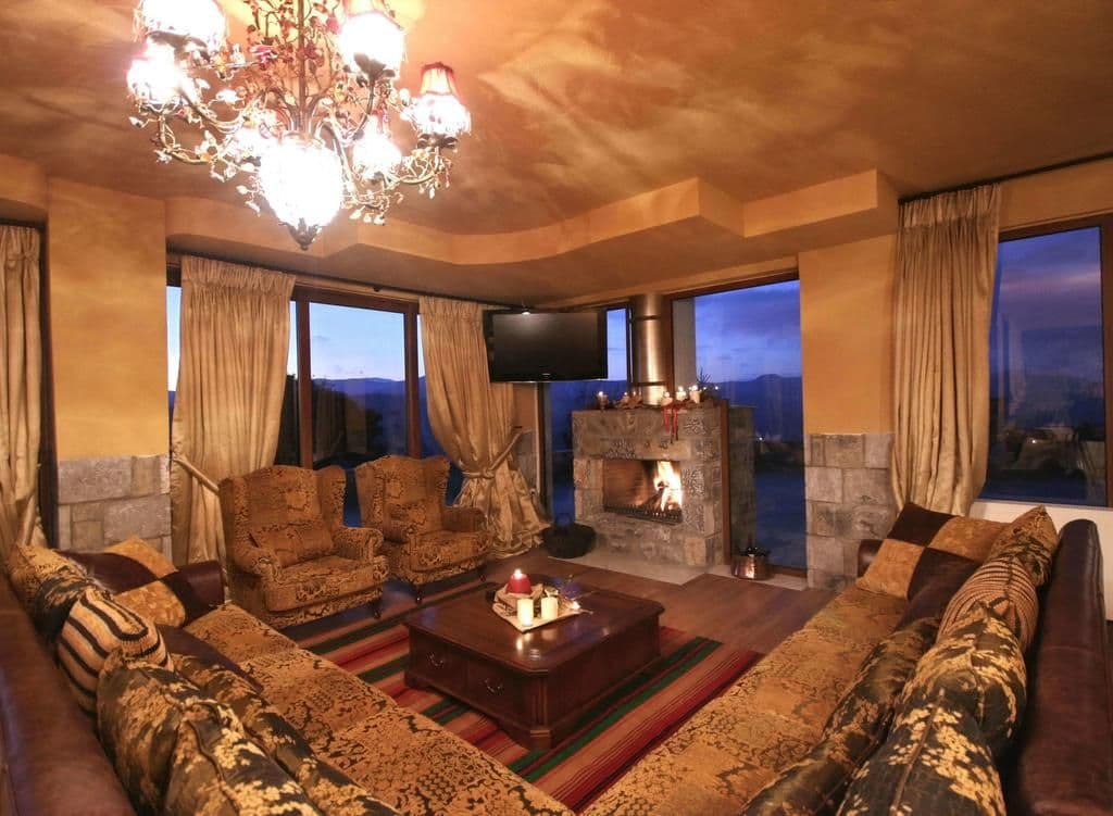 properties-AIORA-2.jpg