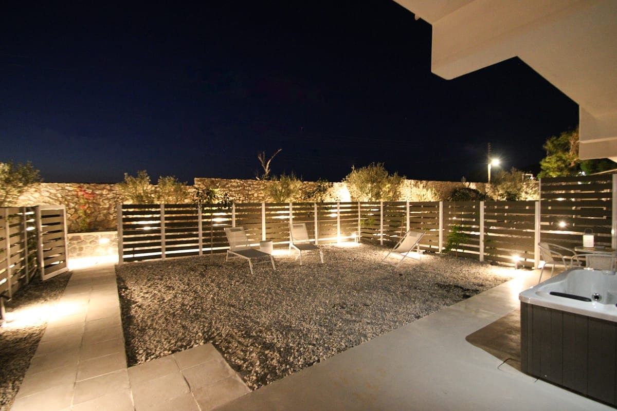properties-AIRYSUITES-2.jpg