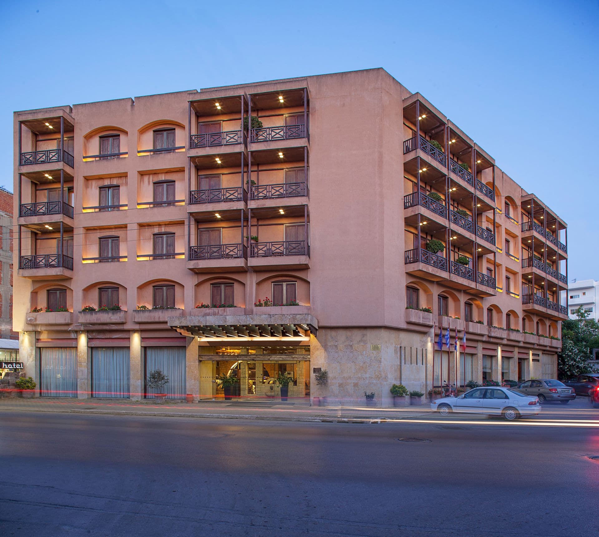 properties-AKALIHOTEL-0.jpg