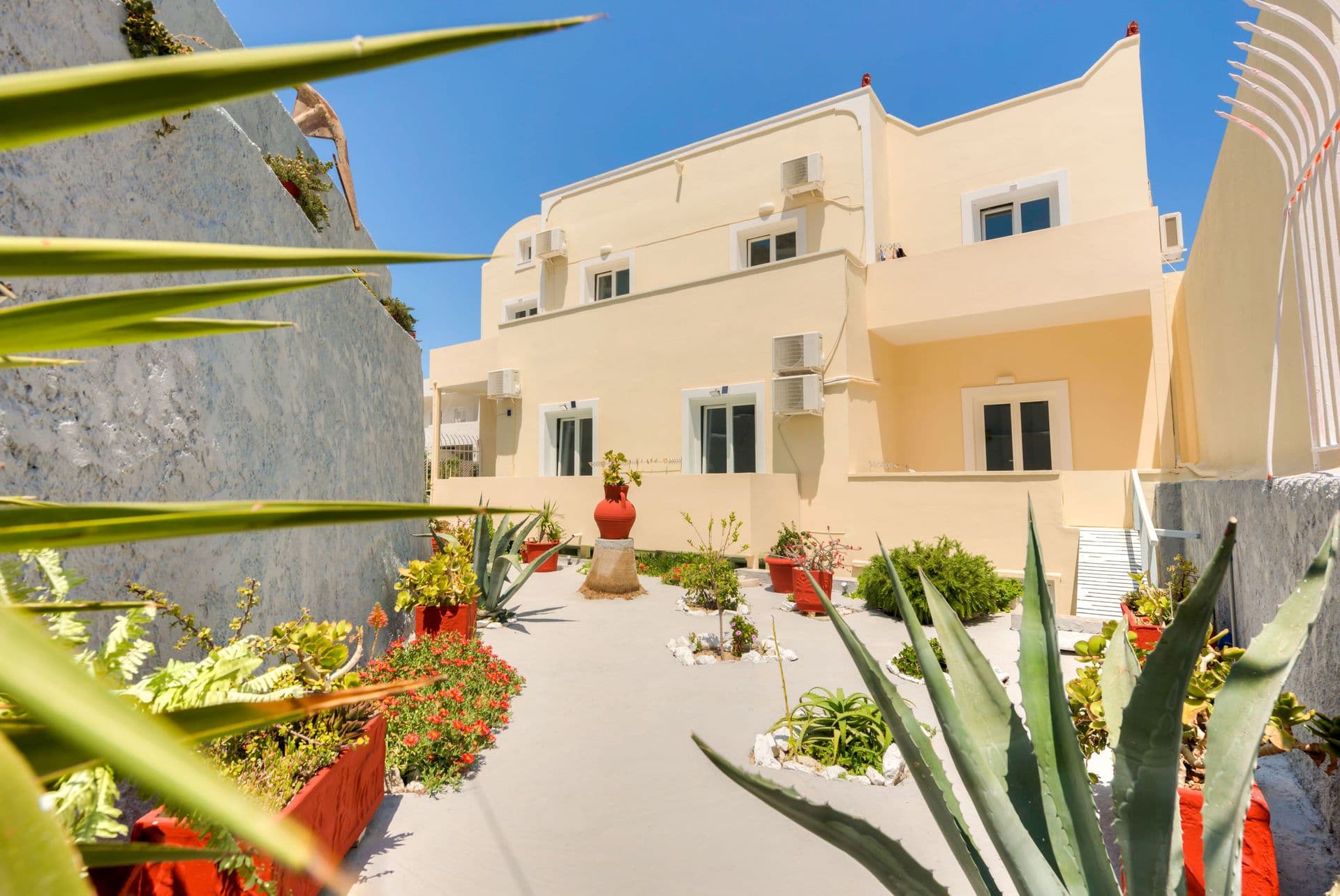 properties-AKISHOTELS-1.jpg