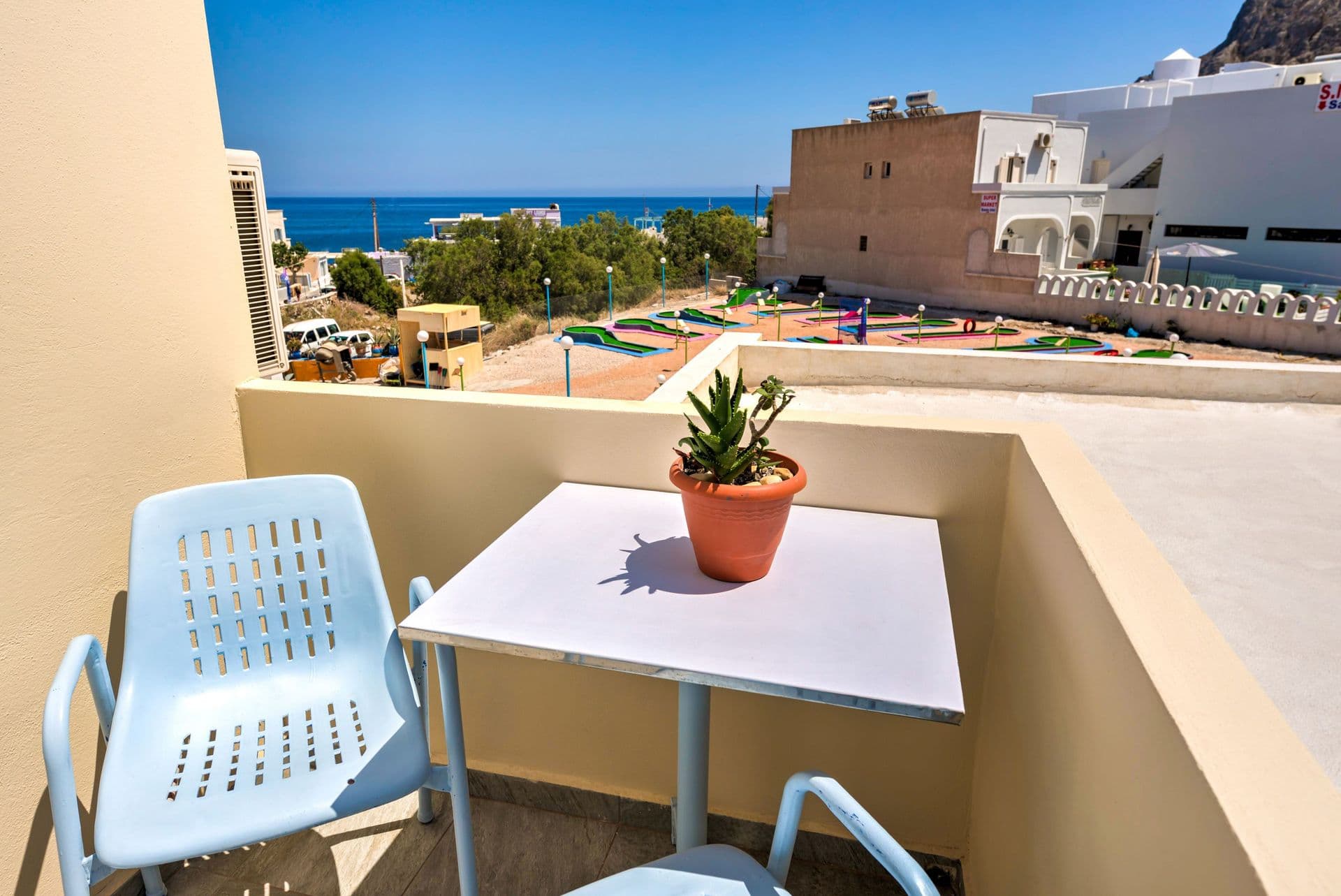 properties-AKISHOTELS-3.jpg