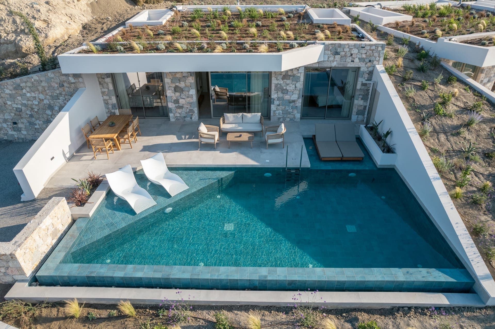 properties-AKRESVIL-0.jpg