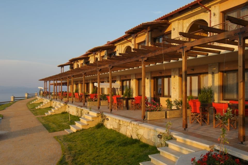 properties-AKRITAS-2.jpg