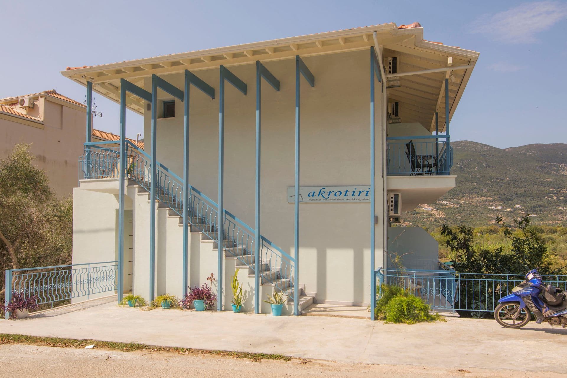 properties-AKROTLEF-1.jpg