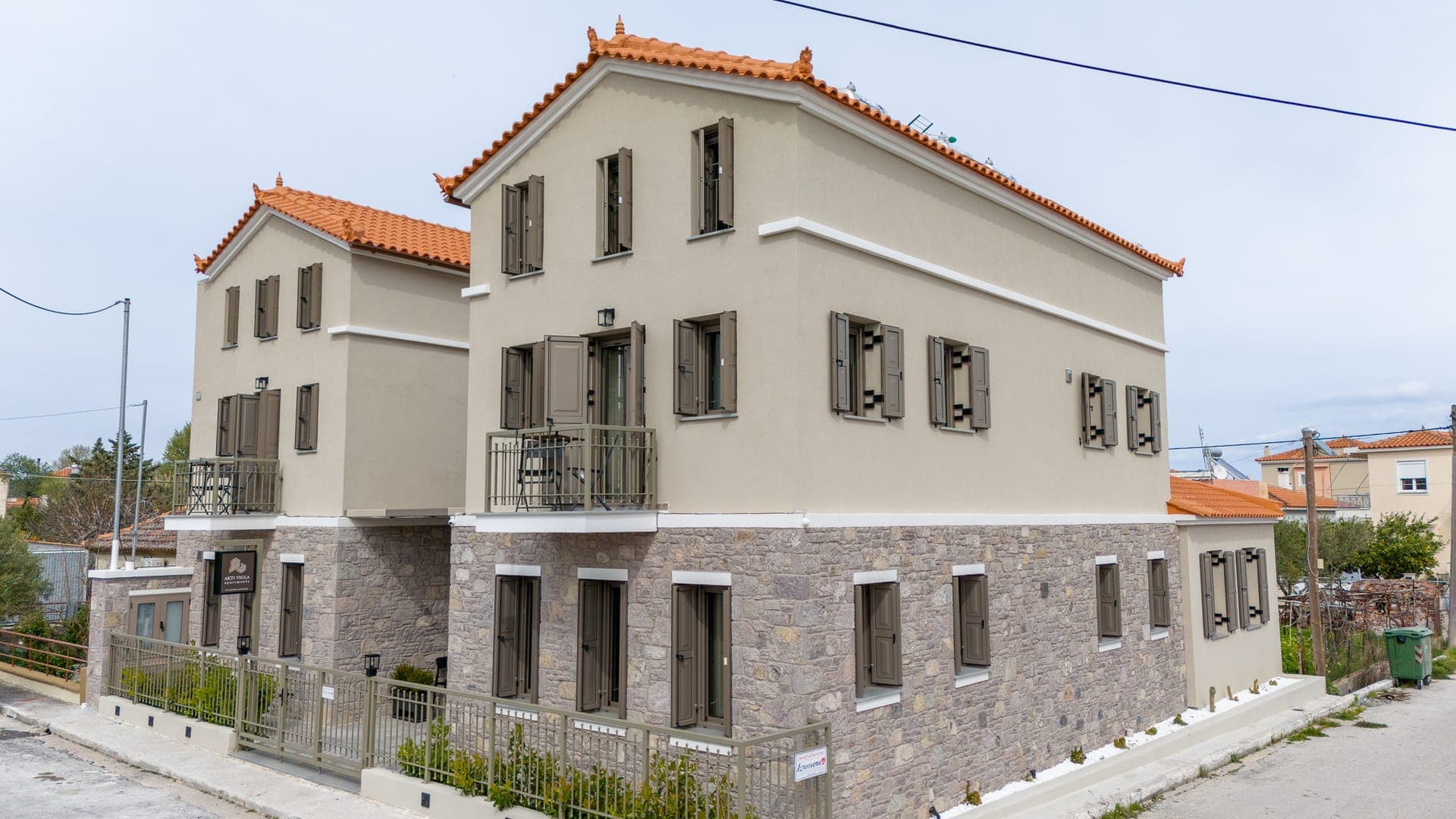 properties-AKTIVIGLA-0.jpg