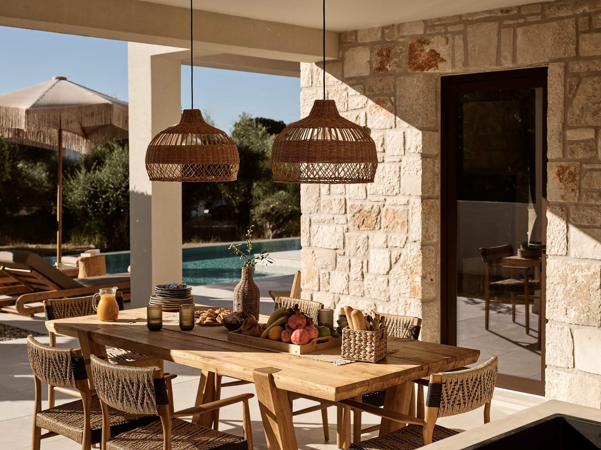 properties-ALBADORO-1.jpg