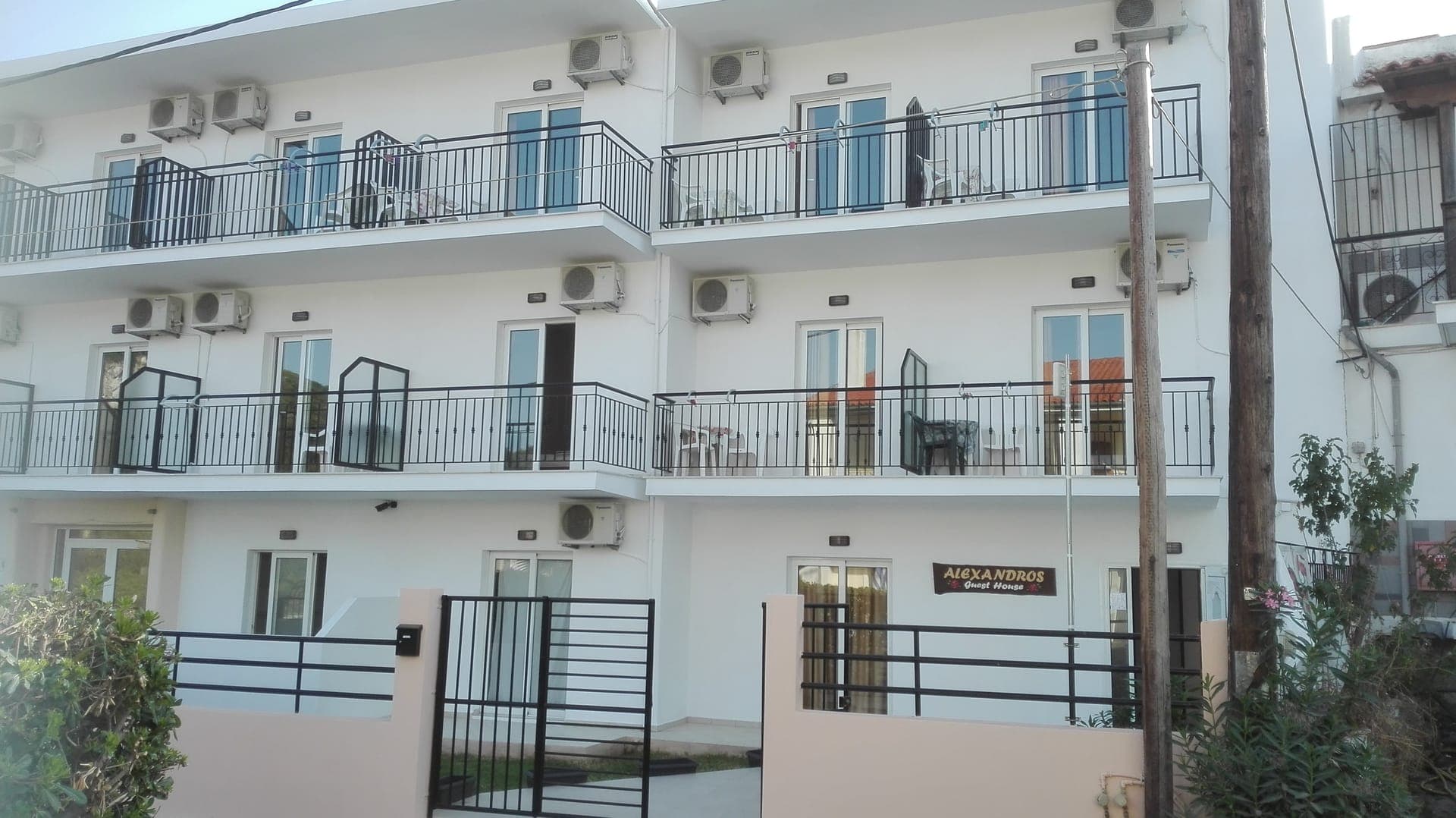 properties-ALEXAGUEHO-0.jpg