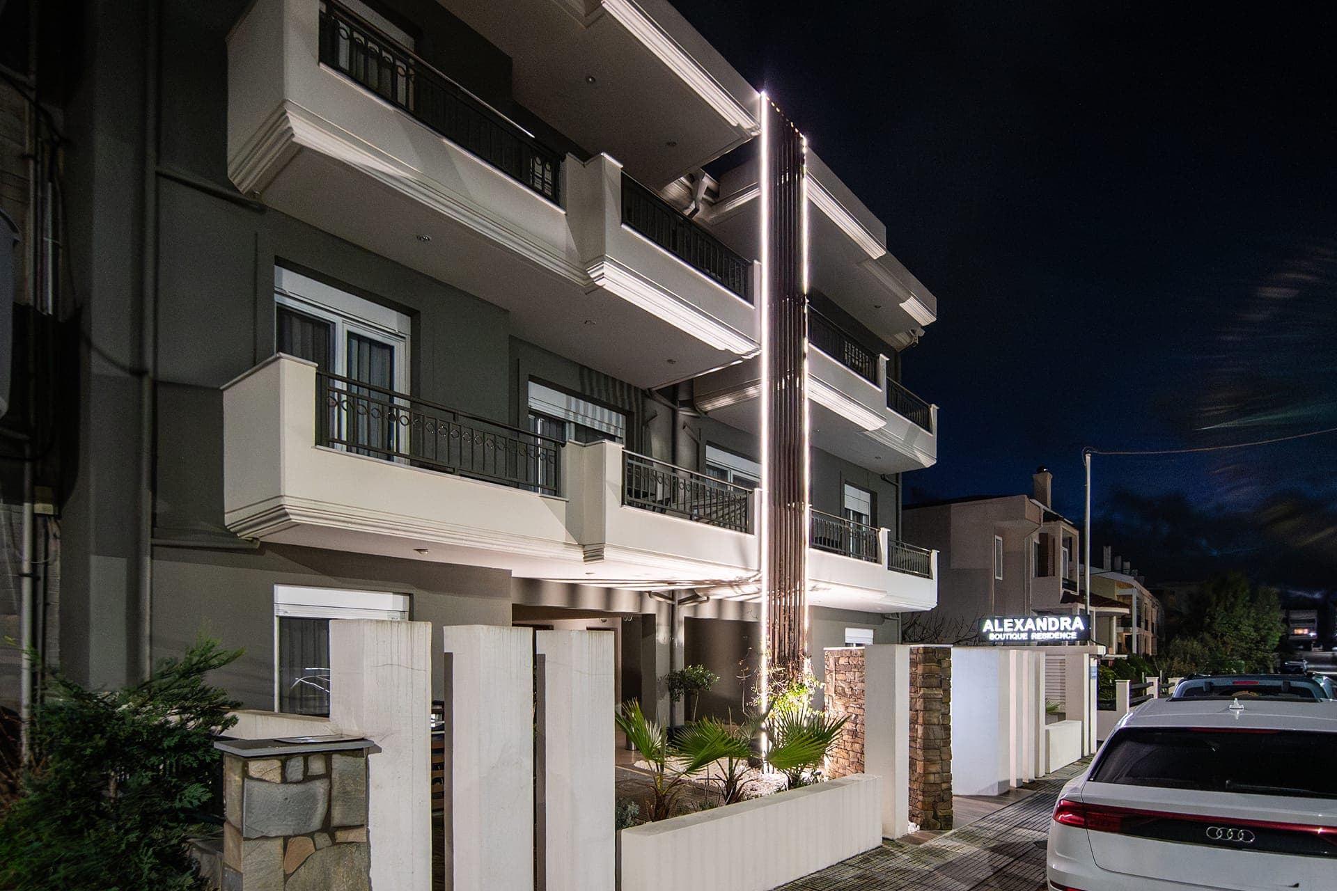 properties-ALEXBES-0.jpg