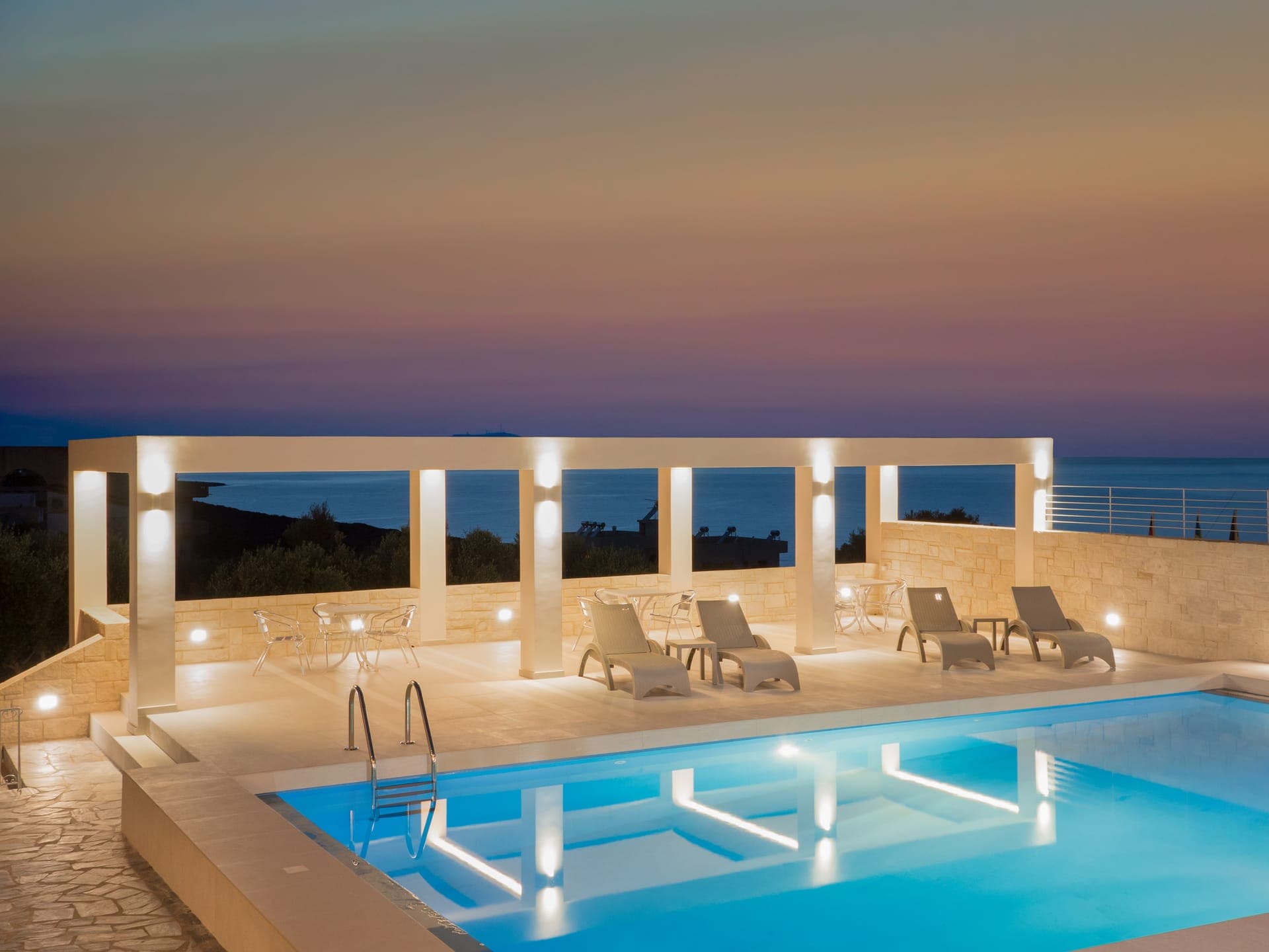 properties-ALEXCHANIA-3.jpg