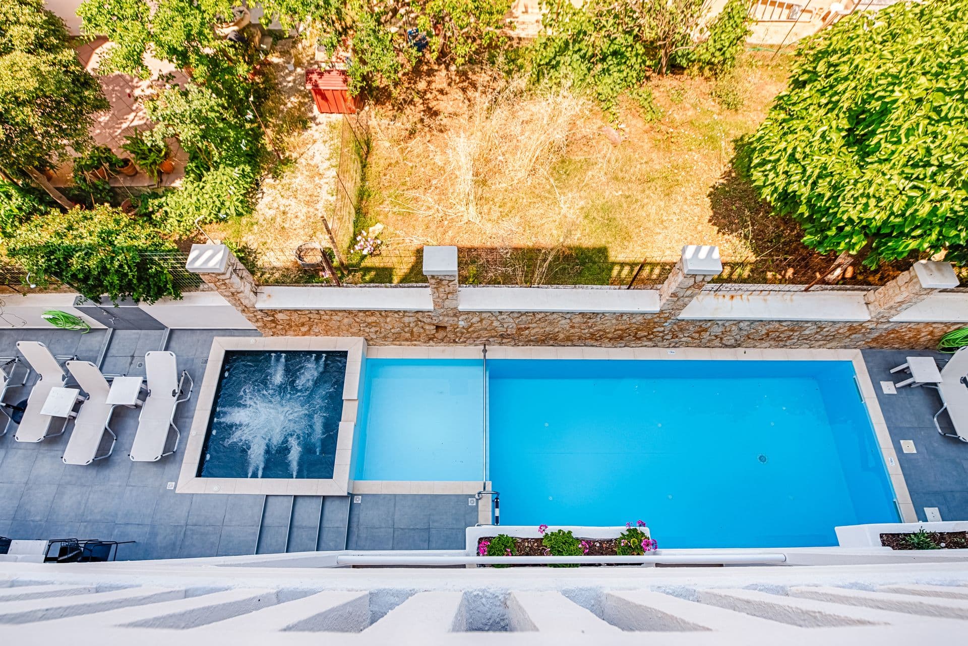 properties-ALEXHOTCH-0.jpg
