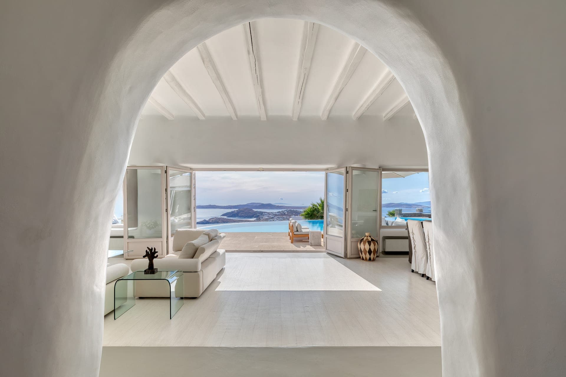properties-ALIAVILLA-0.jpg