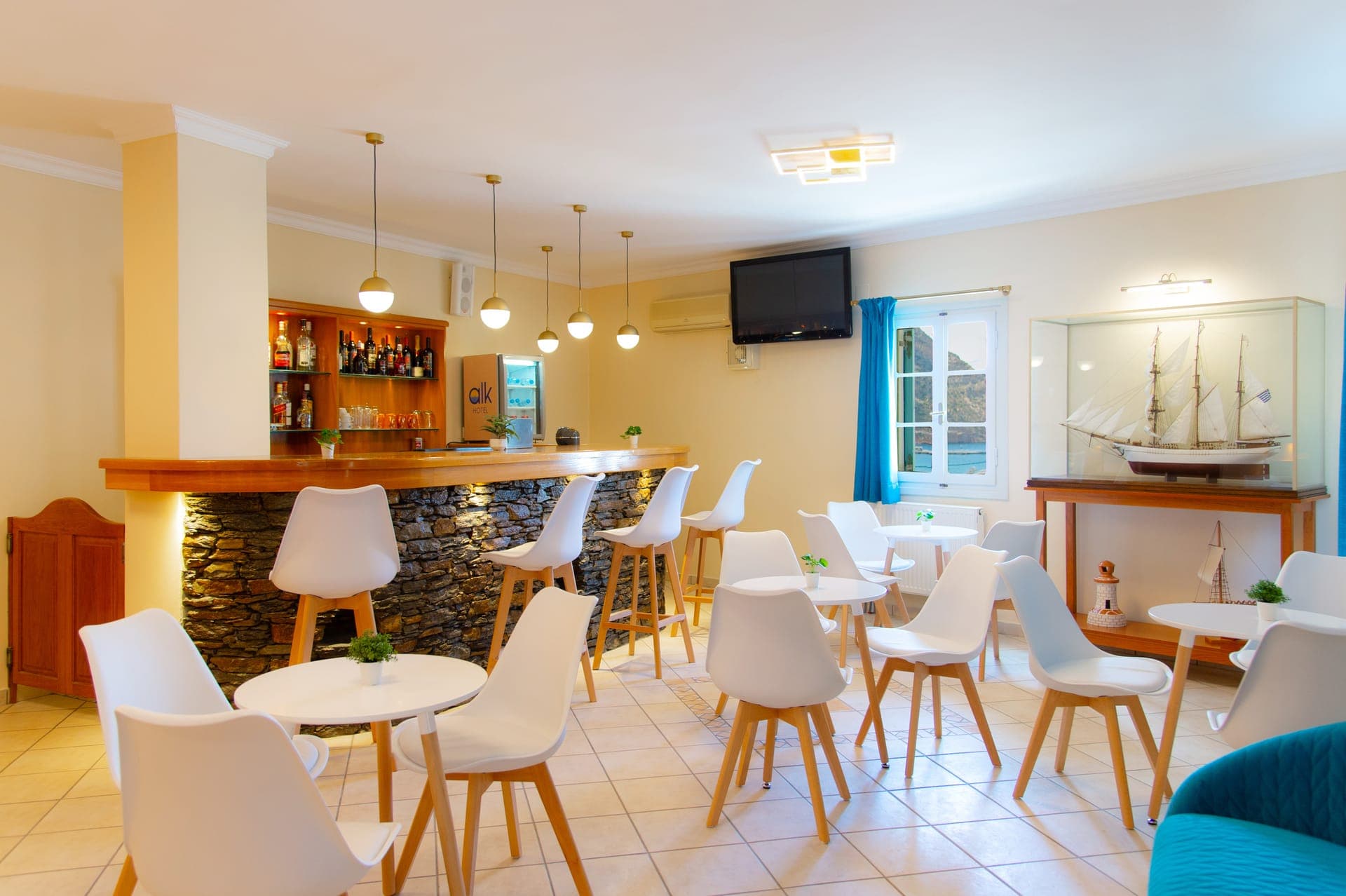 properties-ALKHOTEL-1.jpg