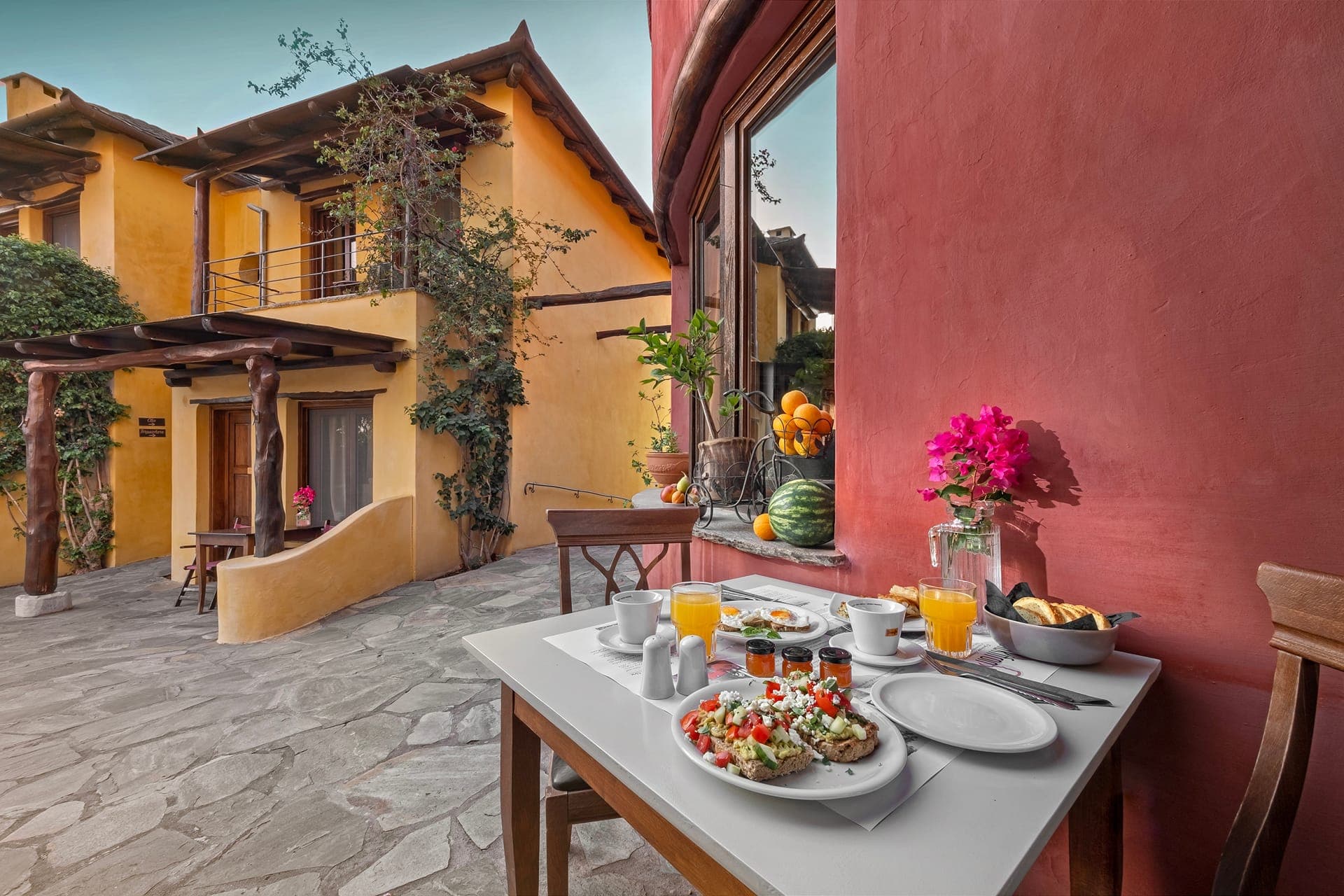 properties-ALKIFRONH-2.jpg