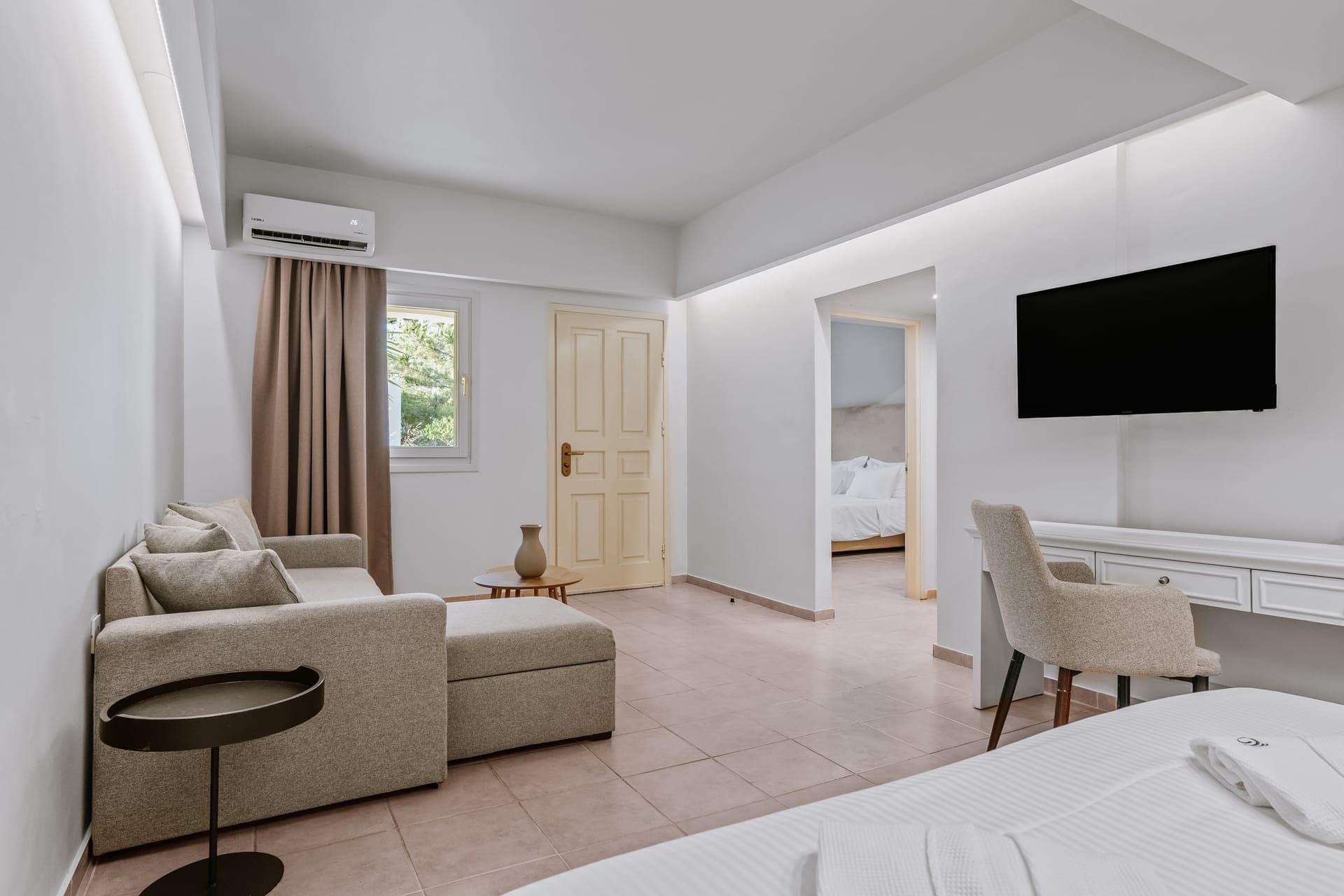 Premium Family Suite