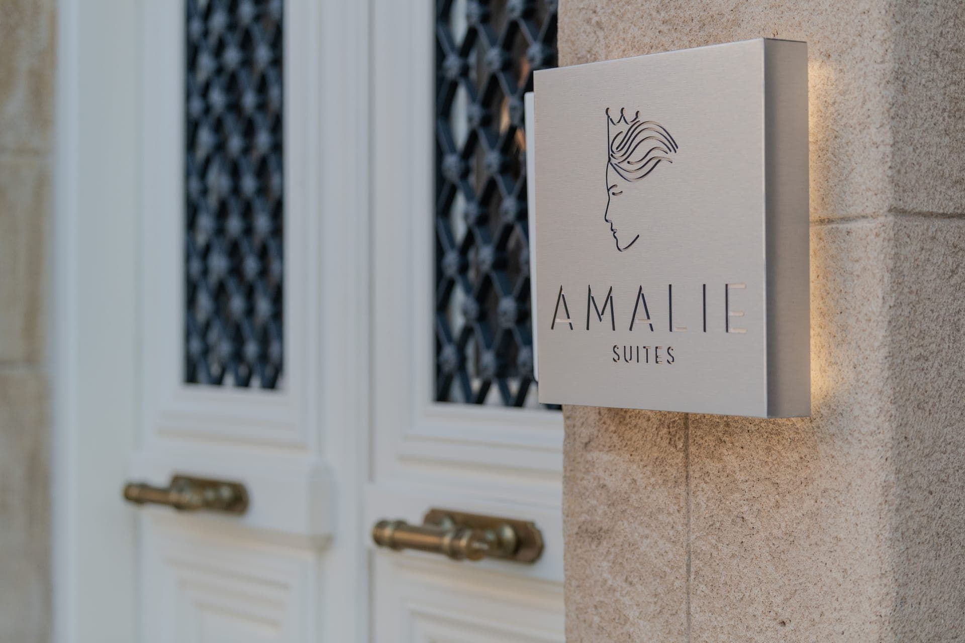 properties-AMALIESN-1.jpg